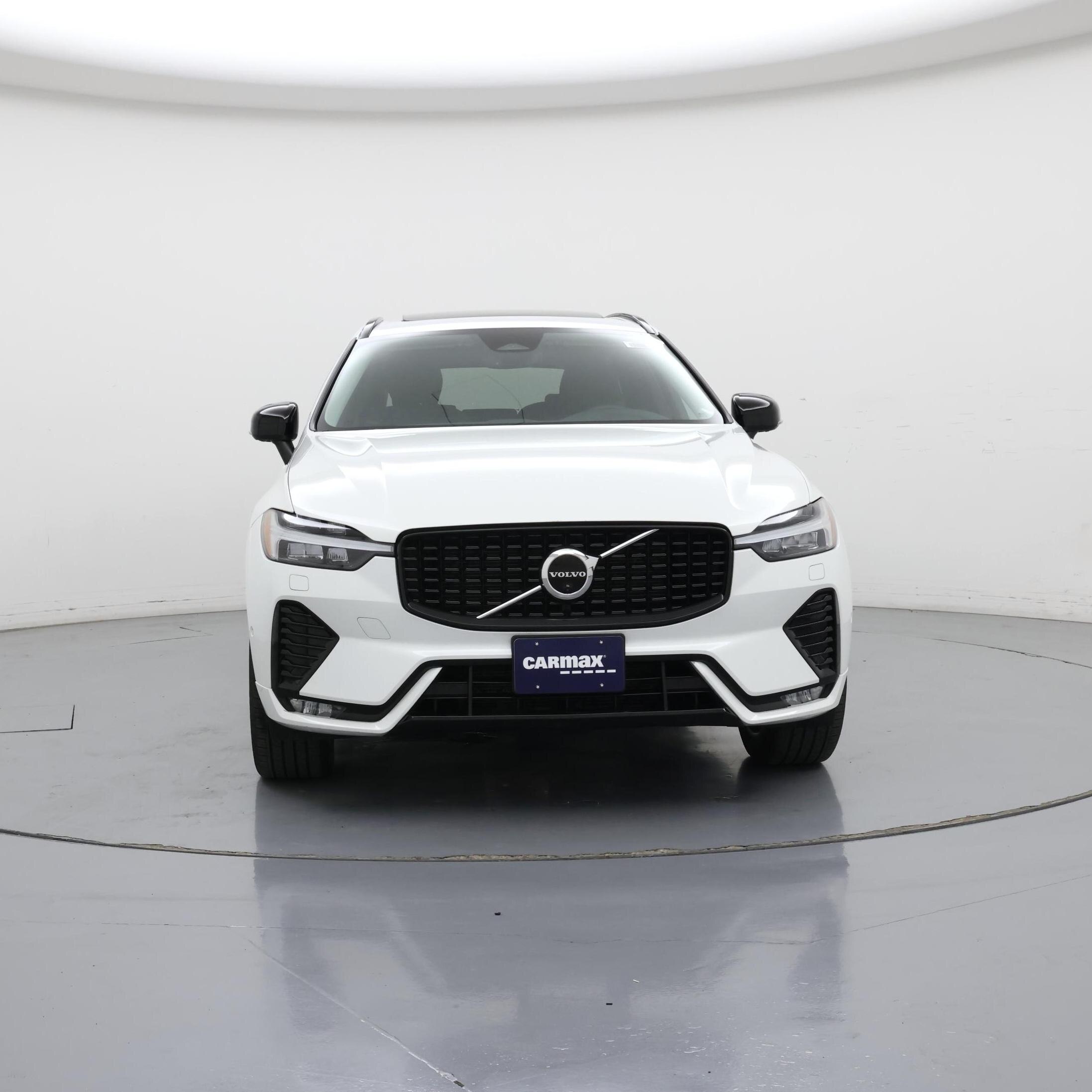 Thumbnail: 2023 Volvo XC60 - 5