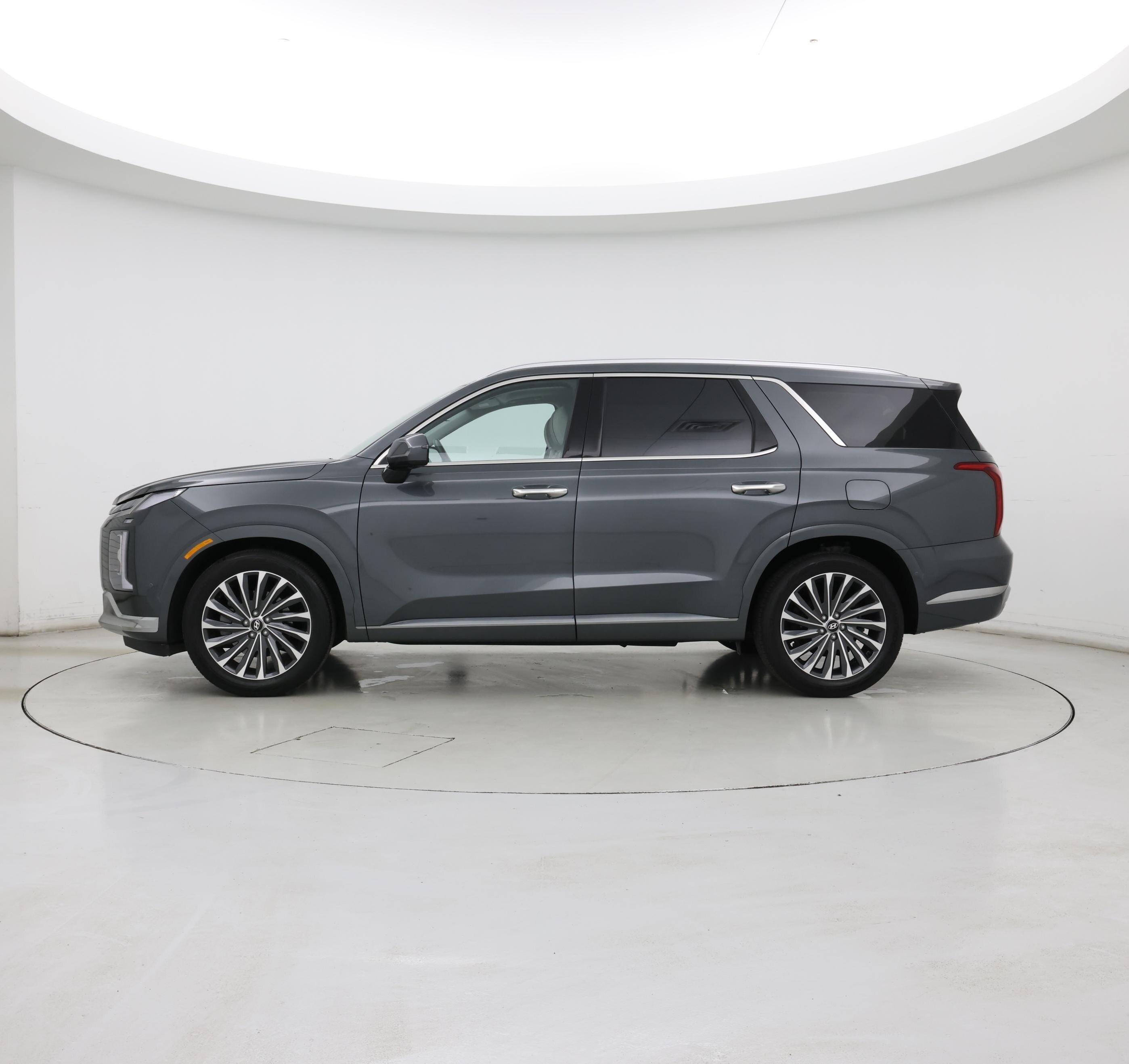 Thumbnail: 2023 Hyundai Palisade - 3