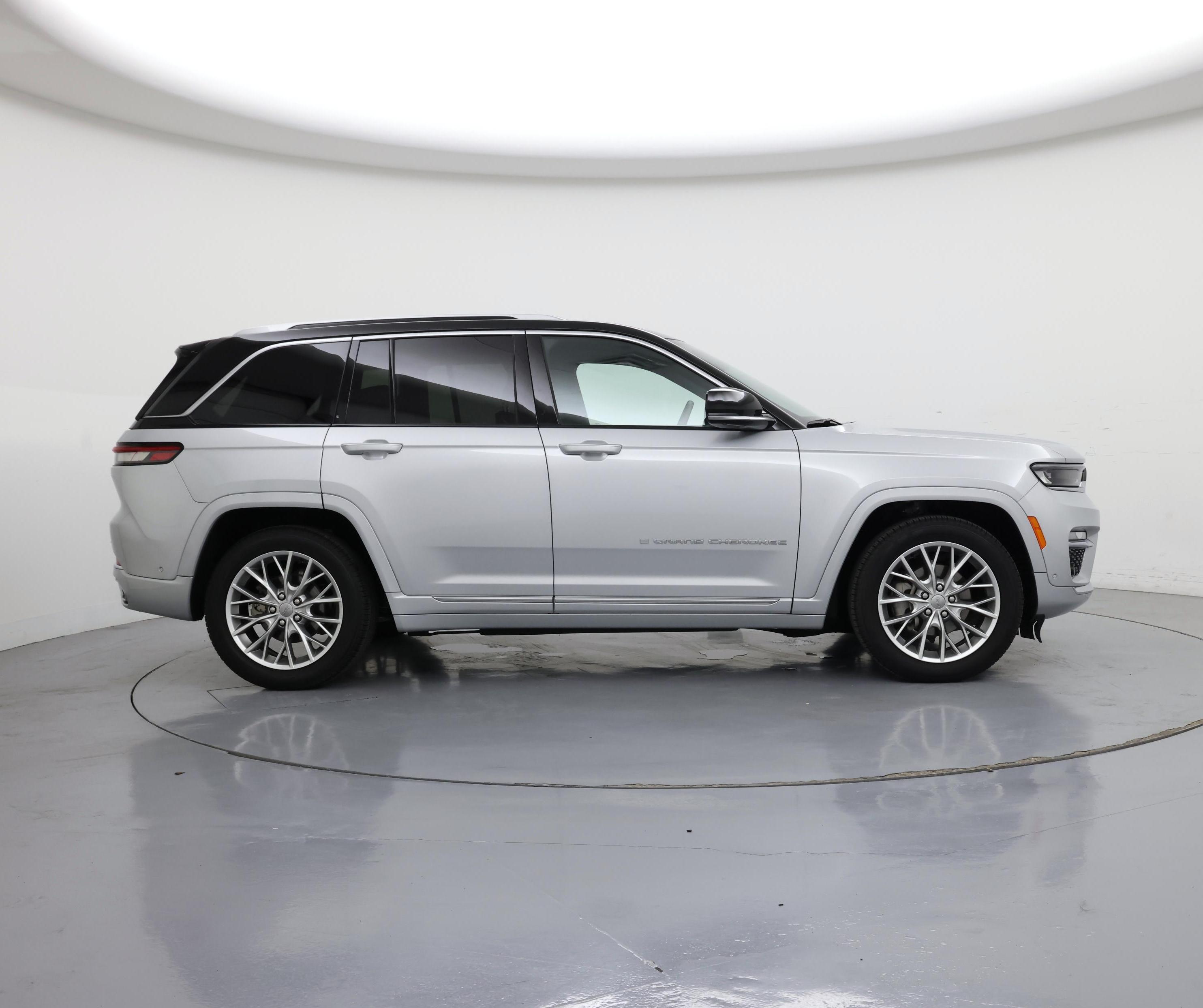 Thumbnail: 2023 Jeep Grand Cherokee - 7