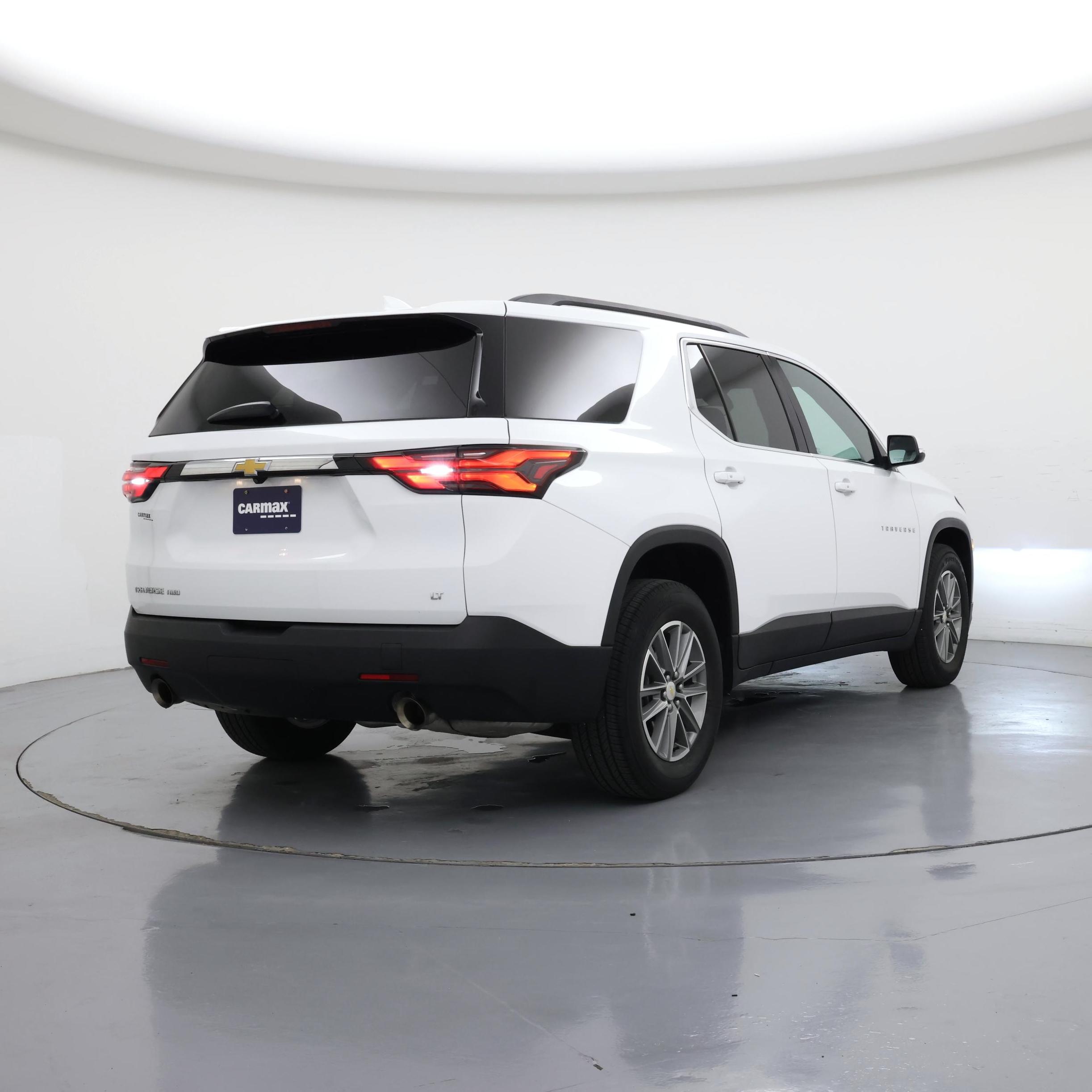 Thumbnail: 2022 Chevrolet Traverse - 8