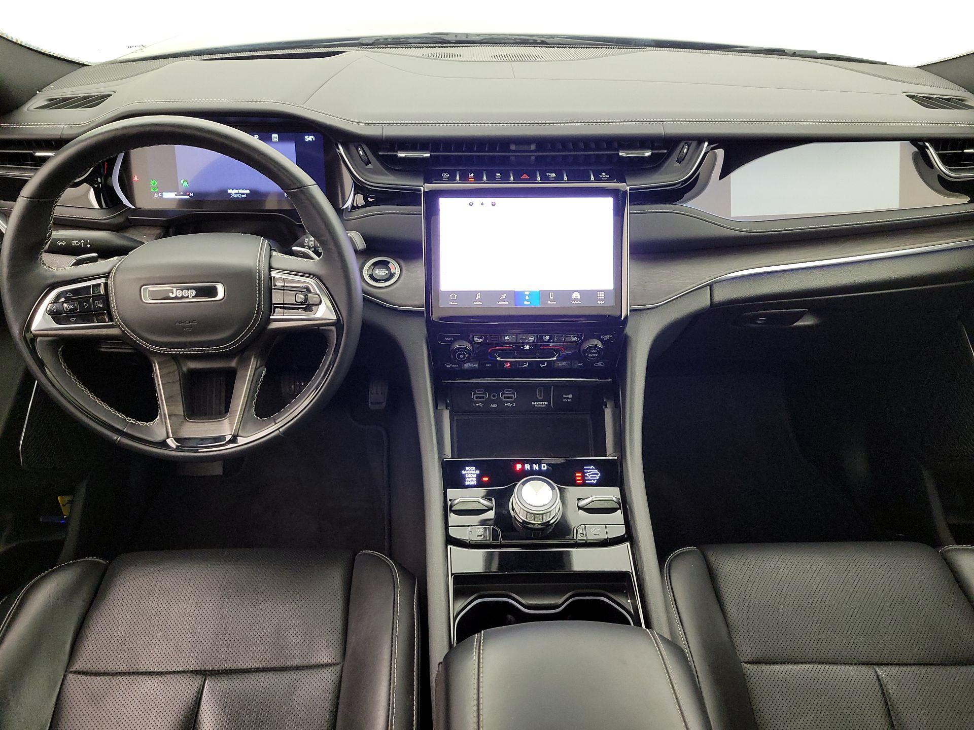 Thumbnail: 2023 Jeep Grand Cherokee - 9