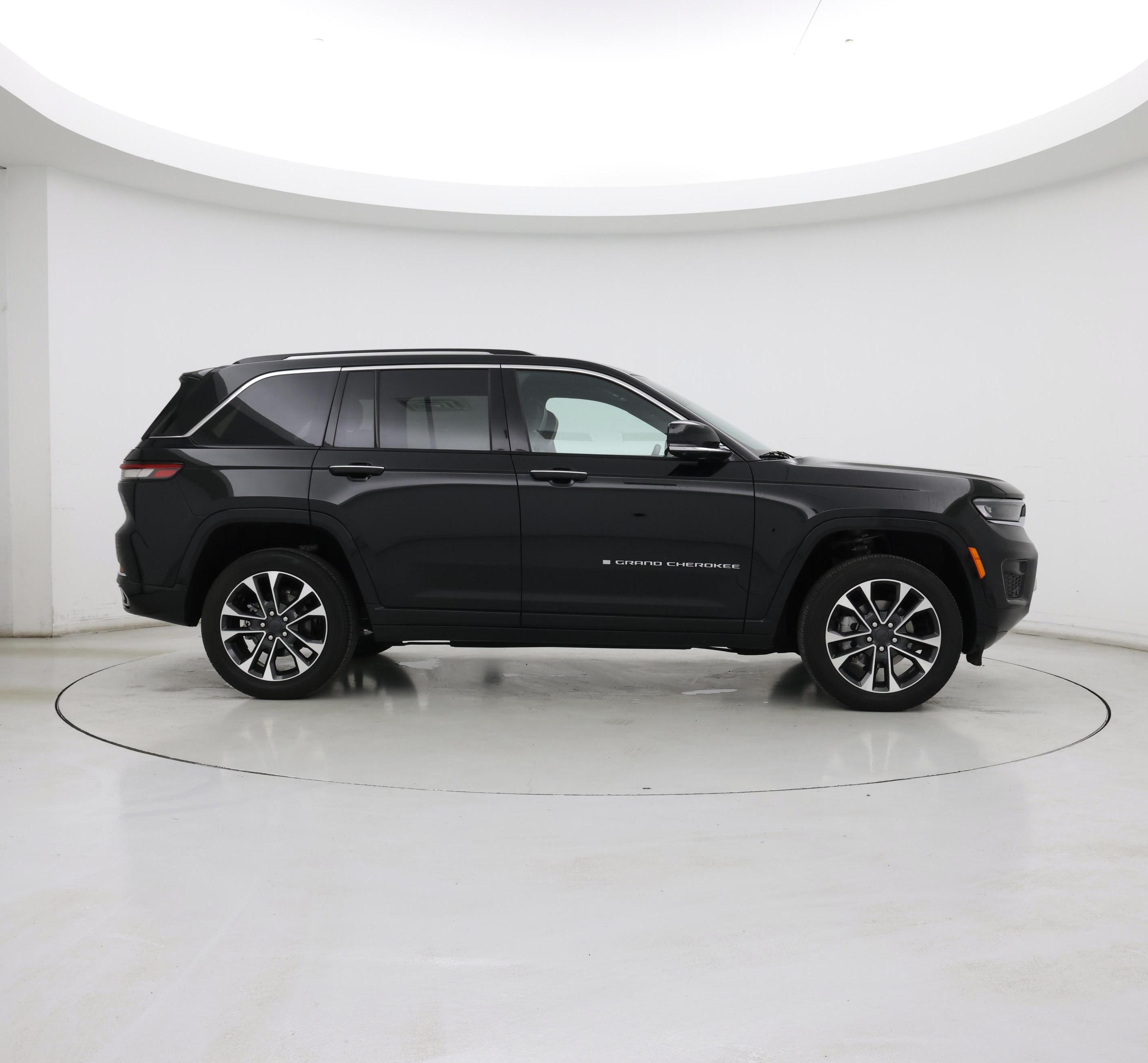 Thumbnail: 2023 Jeep Grand Cherokee - 7