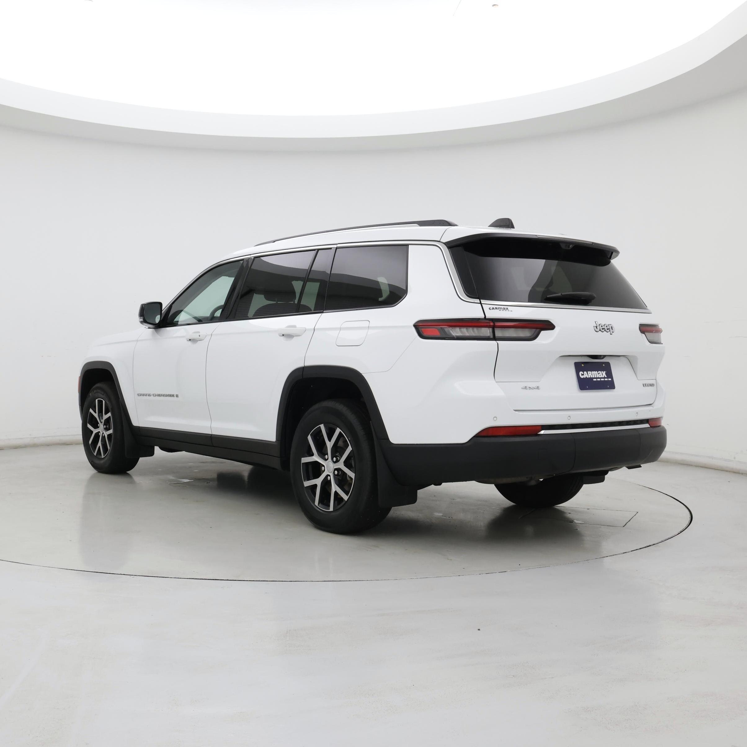 Thumbnail: 2023 Jeep Grand Cherokee L - 2
