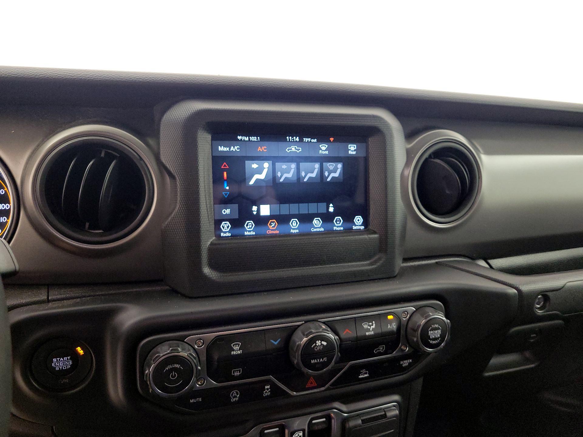 Thumbnail: 2023 Jeep Gladiator - 16