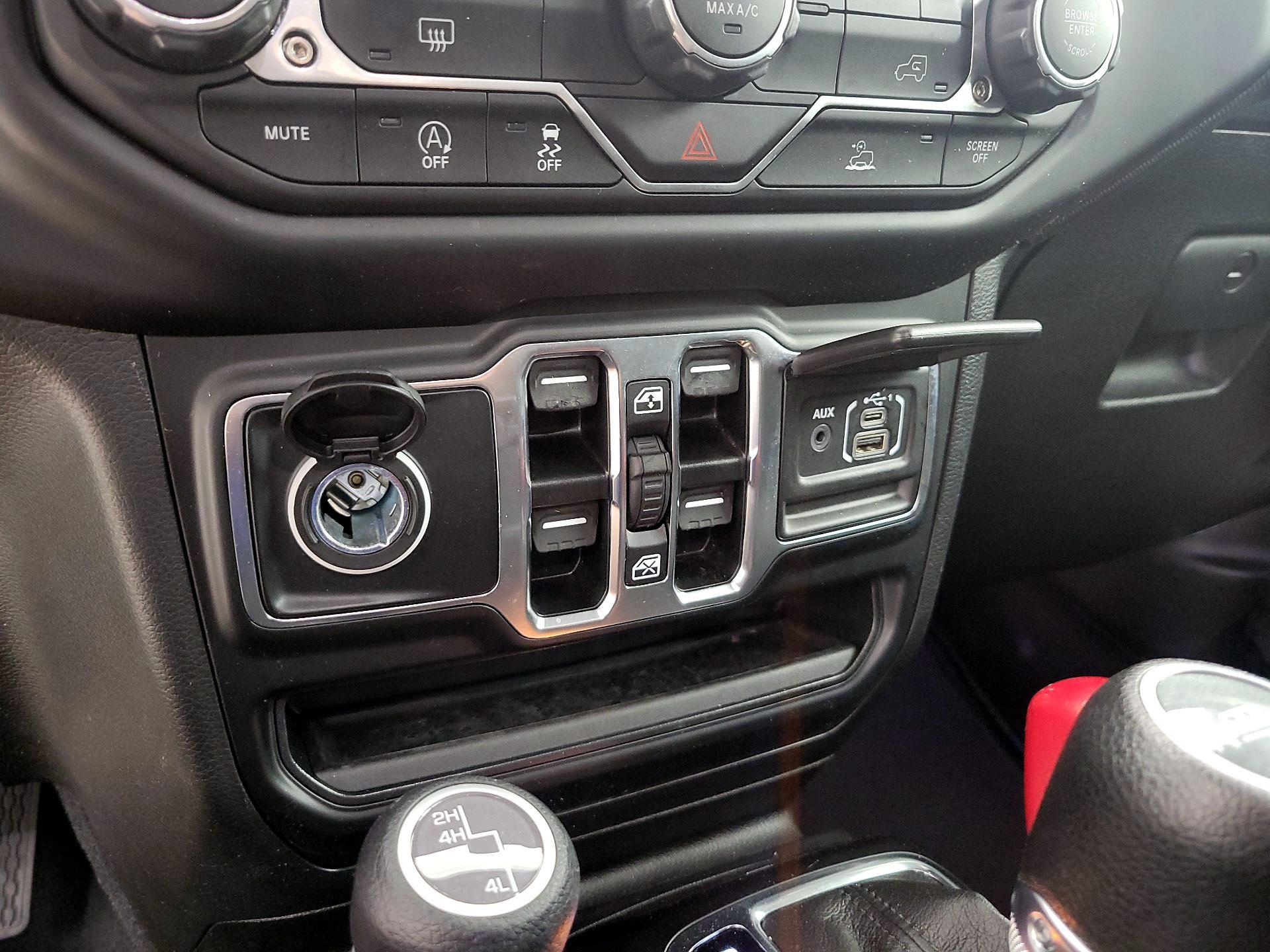 Thumbnail: 2023 Jeep Gladiator - 18