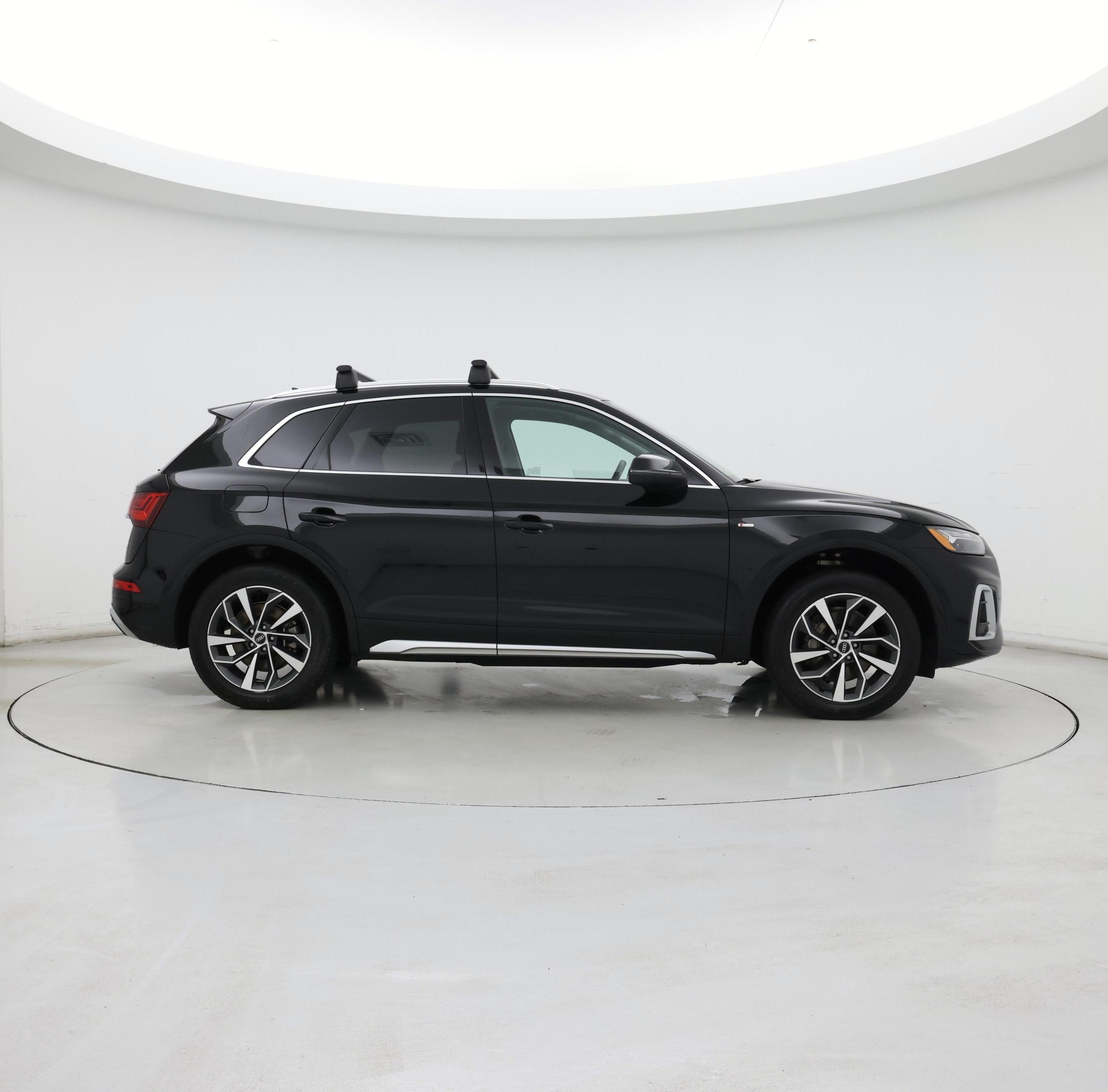 Thumbnail: 2022 Audi Q5 - 7