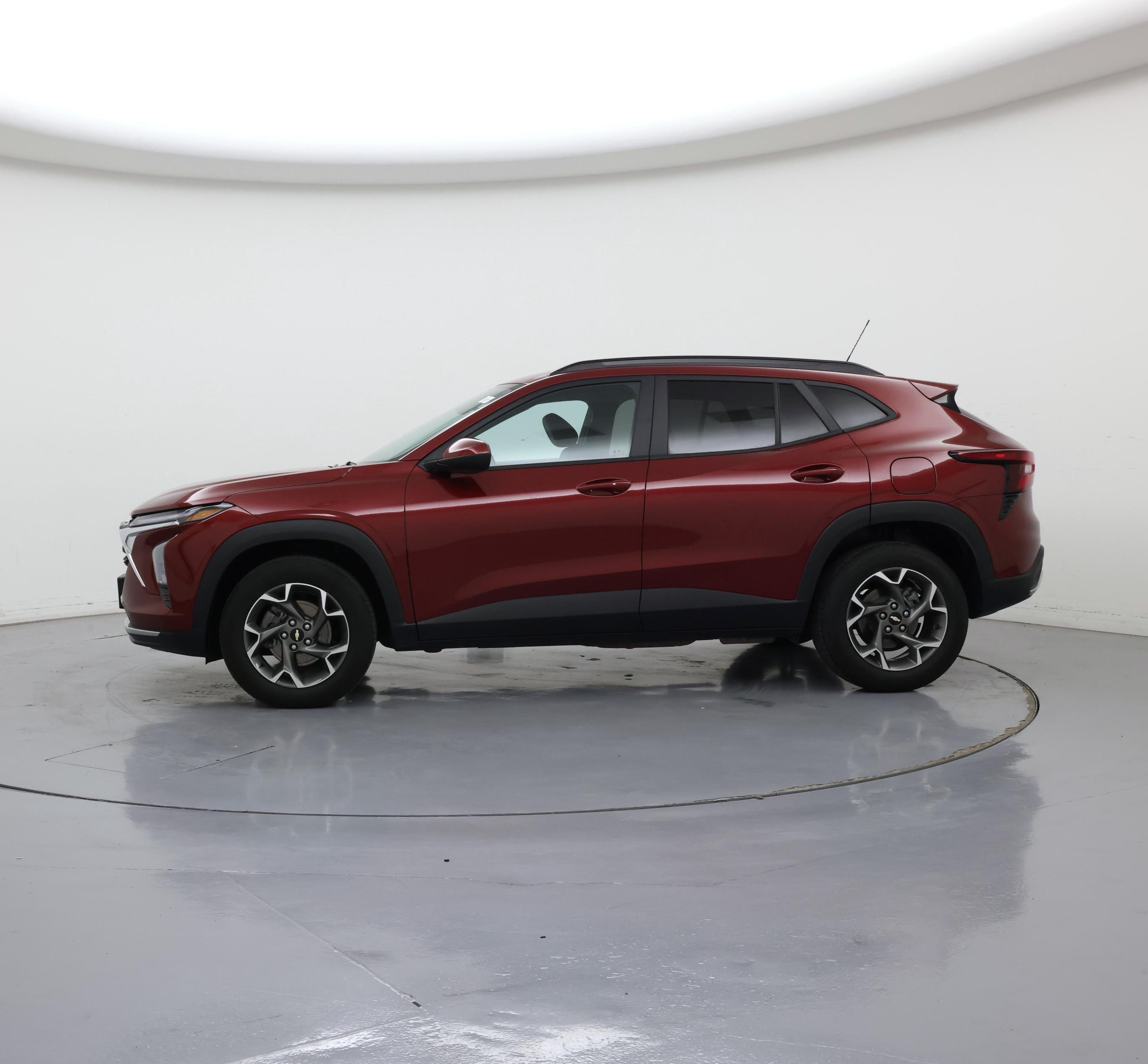 Thumbnail: 2025 Chevrolet Trax - 3
