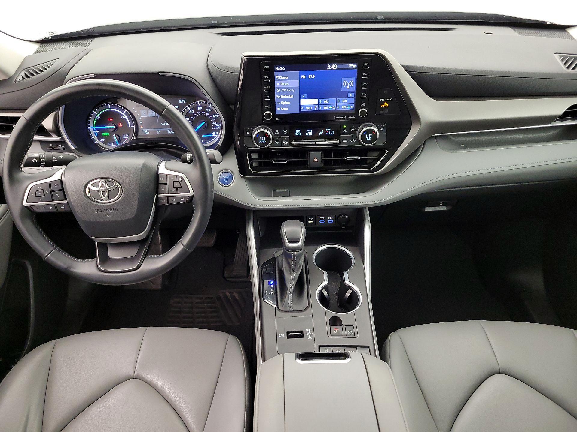 Thumbnail: 2022 Toyota Highlander - 9