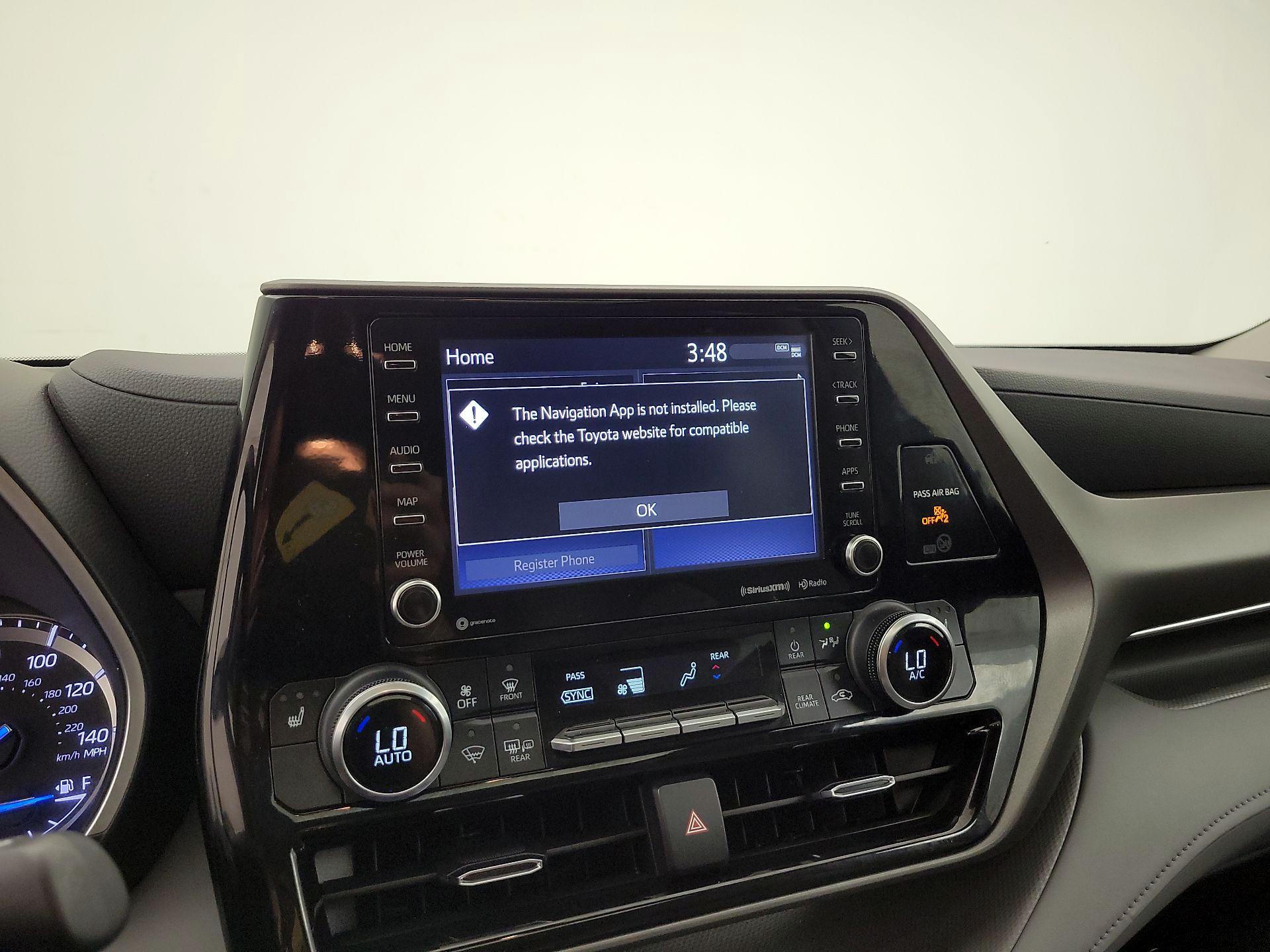 Thumbnail: 2022 Toyota Highlander - 14
