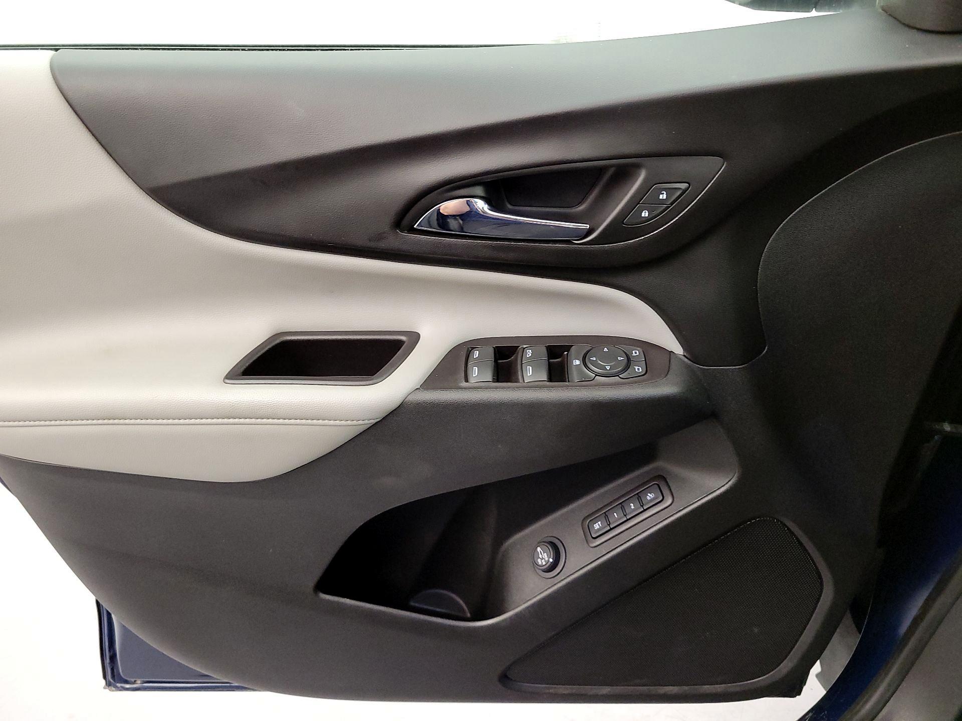 Thumbnail: 2020 Chevrolet Equinox - 12