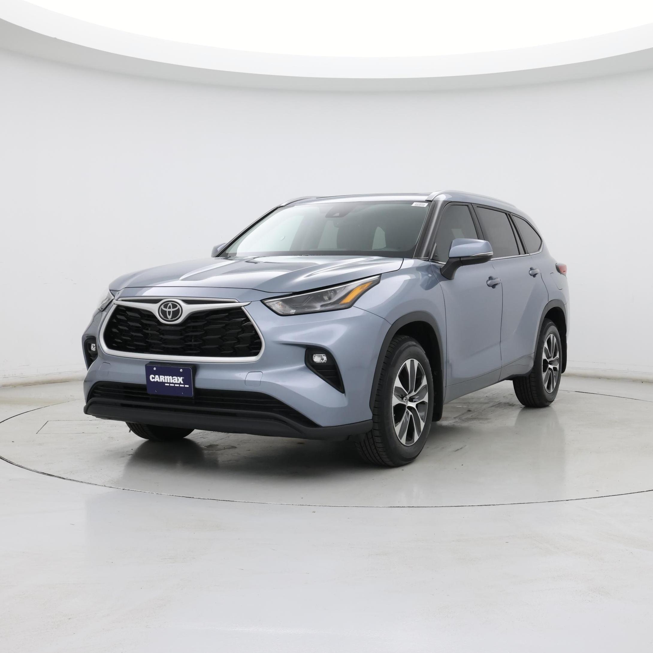 Thumbnail: 2023 Toyota Highlander - 4