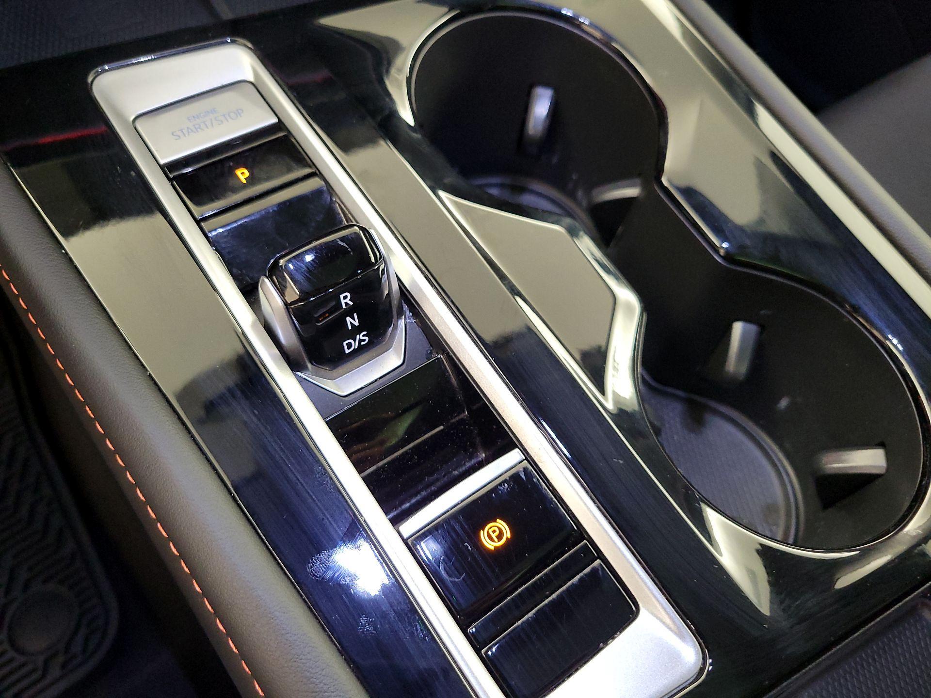 Thumbnail: 2024 Volkswagen Atlas - 17