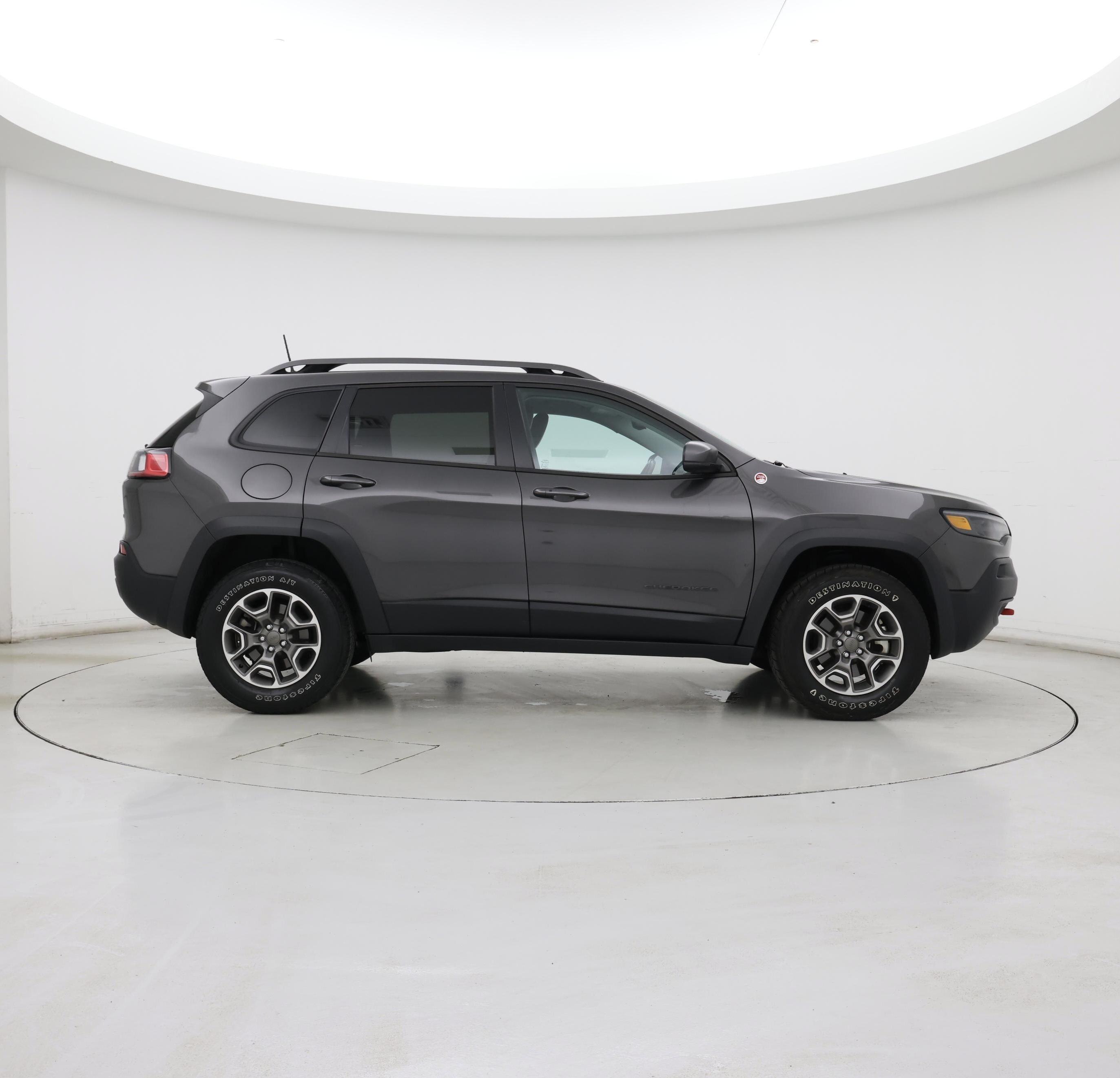 Thumbnail: 2021 Jeep Cherokee - 7
