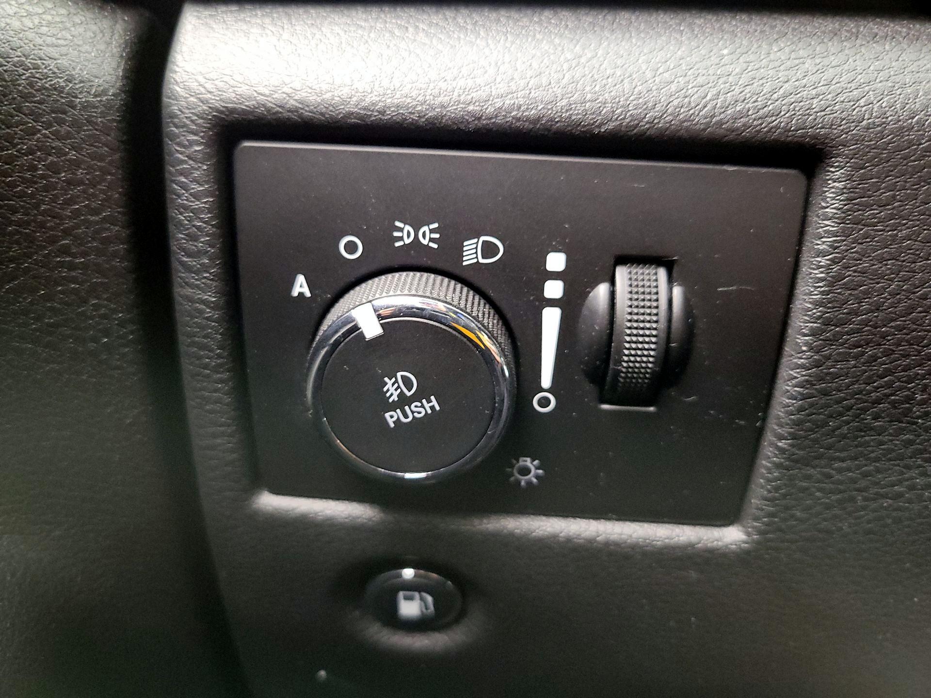 Thumbnail: 2019 Jeep Grand Cherokee - 13