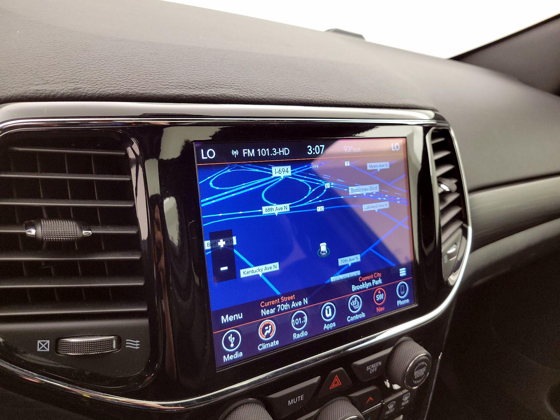 Thumbnail: 2019 Jeep Grand Cherokee - 14