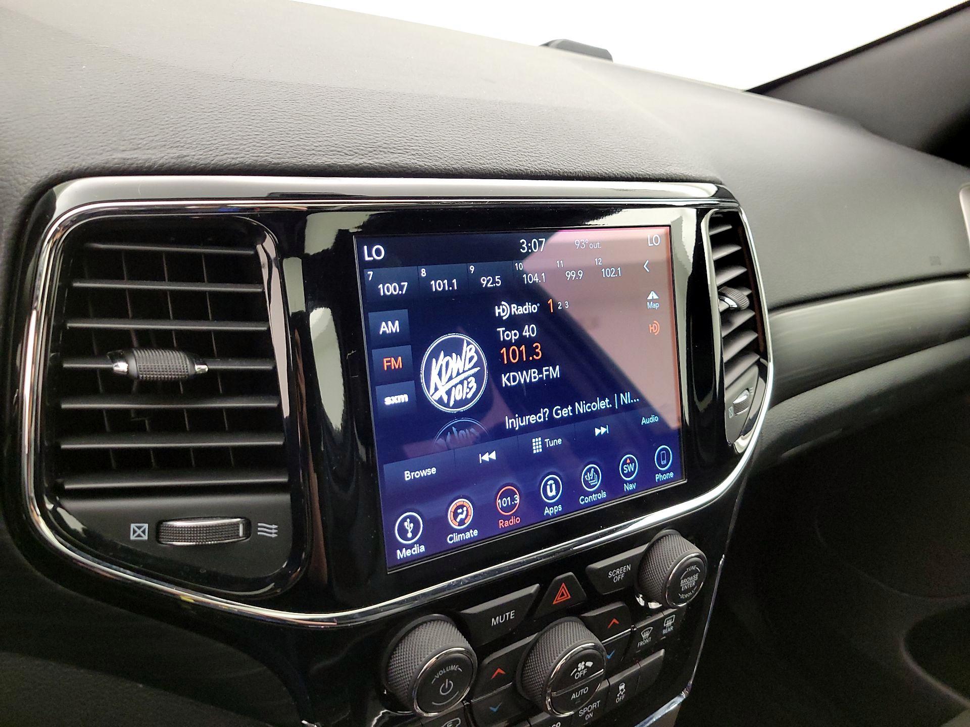 Thumbnail: 2019 Jeep Grand Cherokee - 16