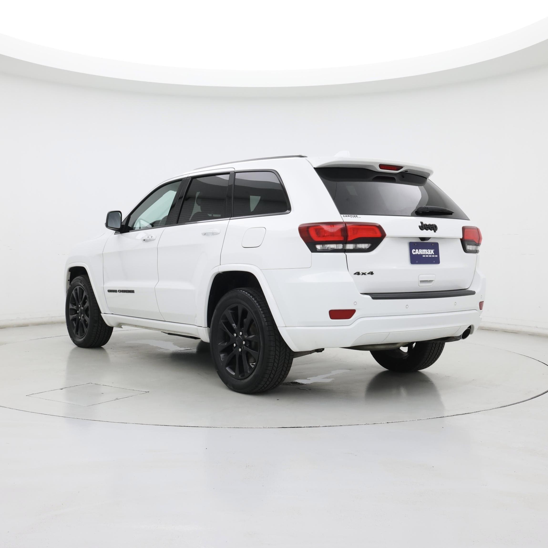 Thumbnail: 2019 Jeep Grand Cherokee - 2