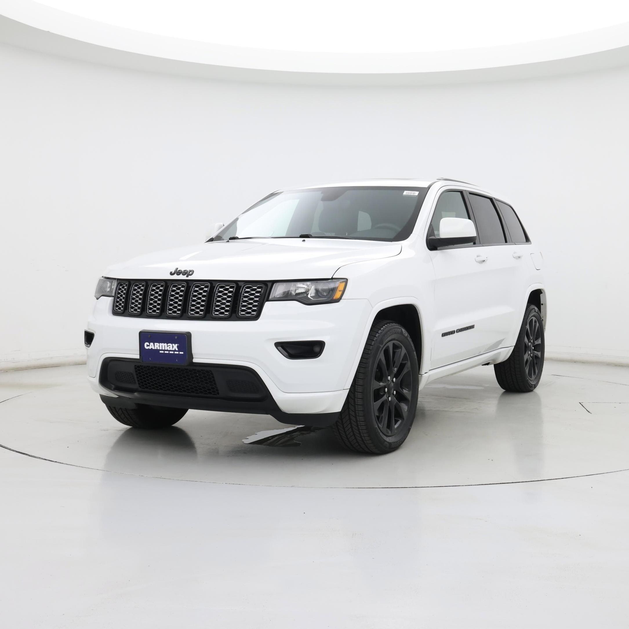 Thumbnail: 2019 Jeep Grand Cherokee - 4