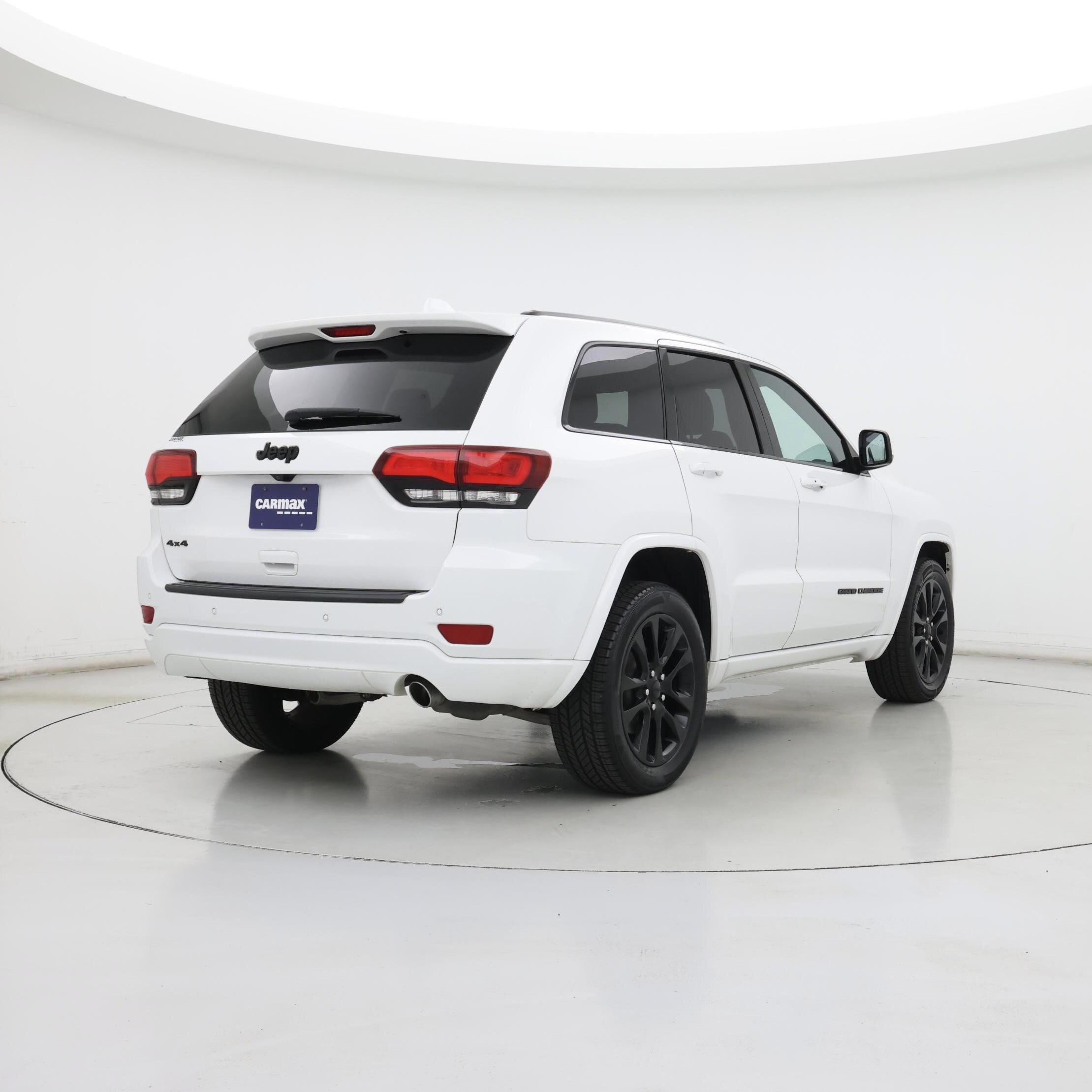 Thumbnail: 2019 Jeep Grand Cherokee - 8