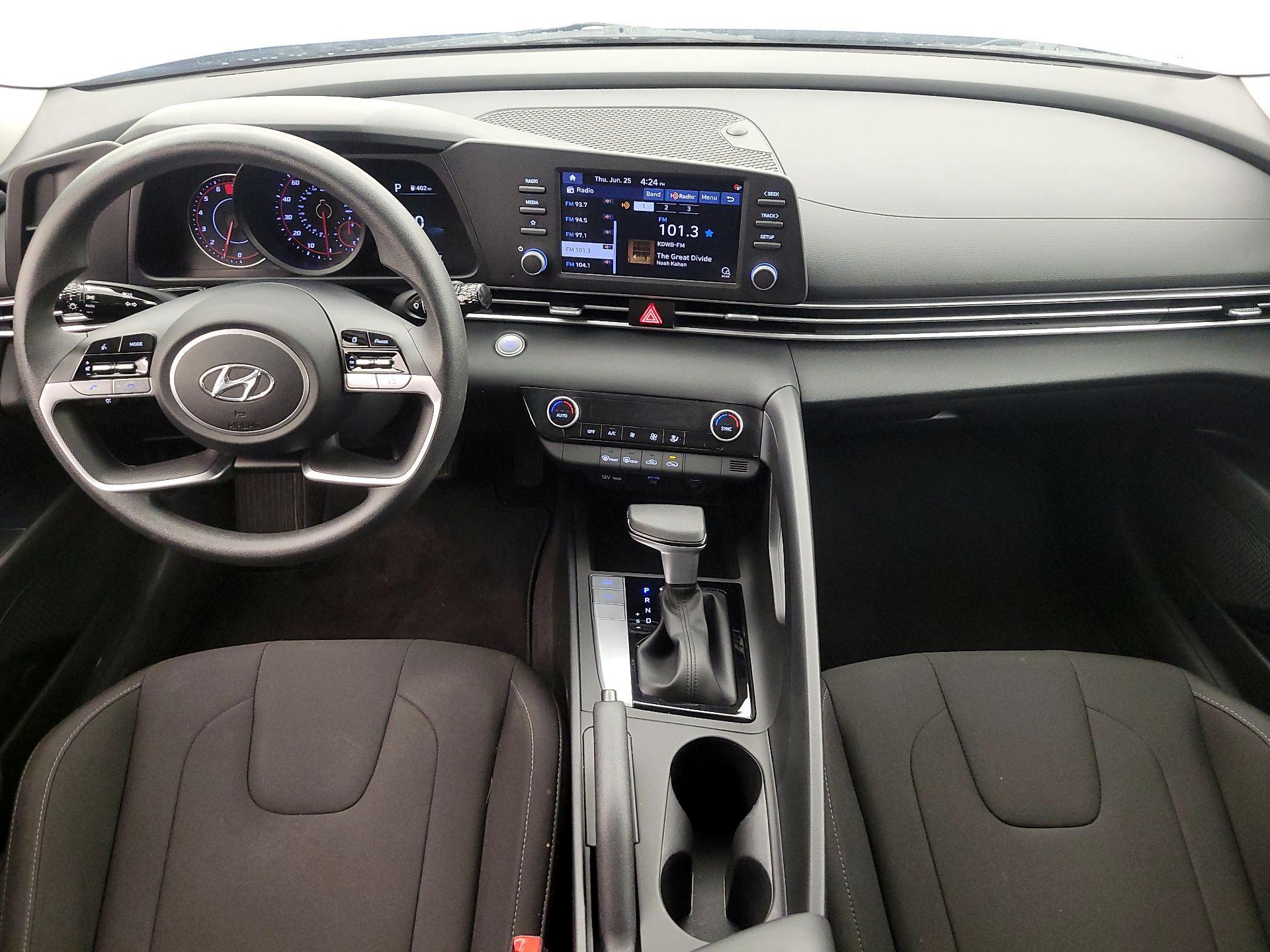 Thumbnail: 2023 Hyundai Elantra - 9