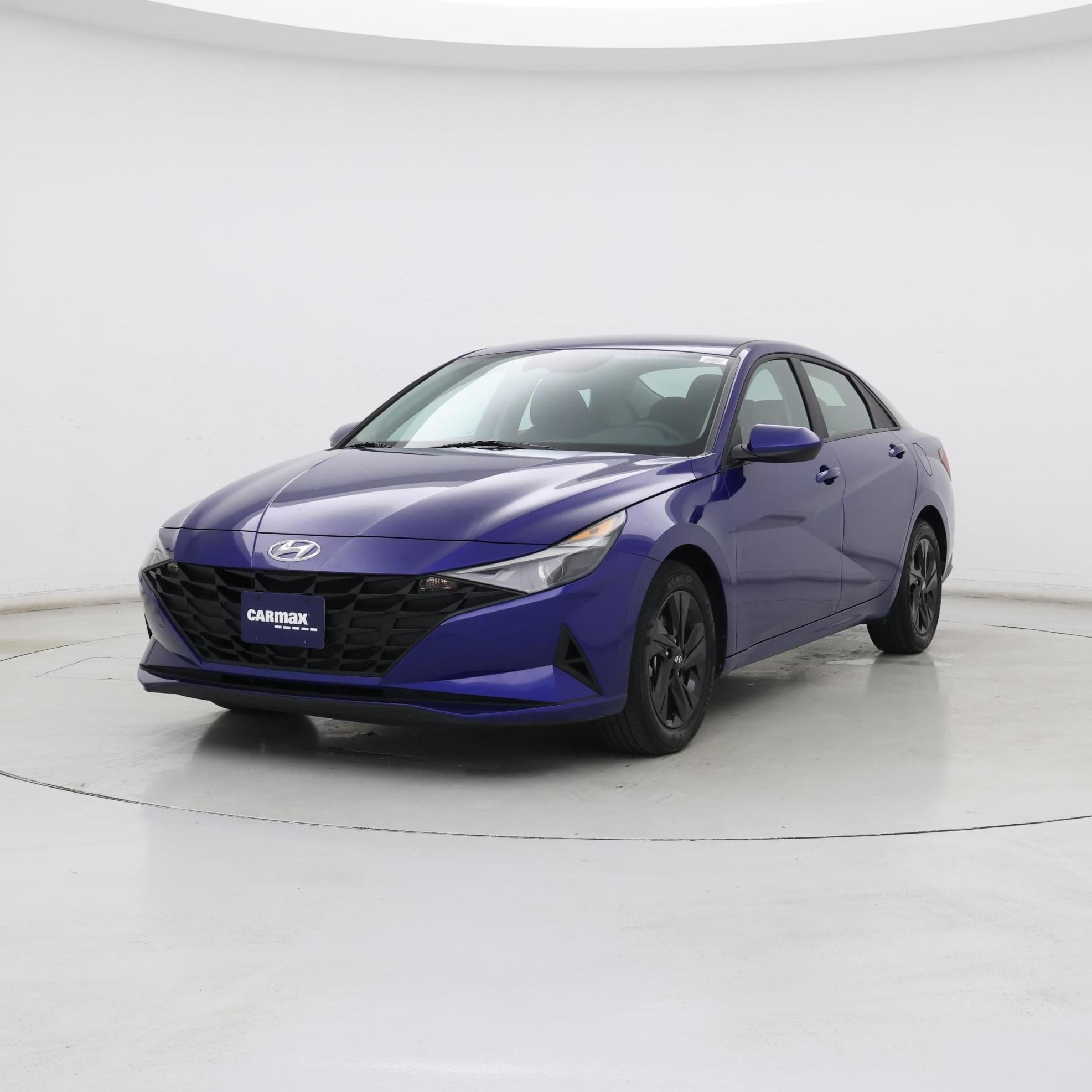 Thumbnail: 2023 Hyundai Elantra - 4