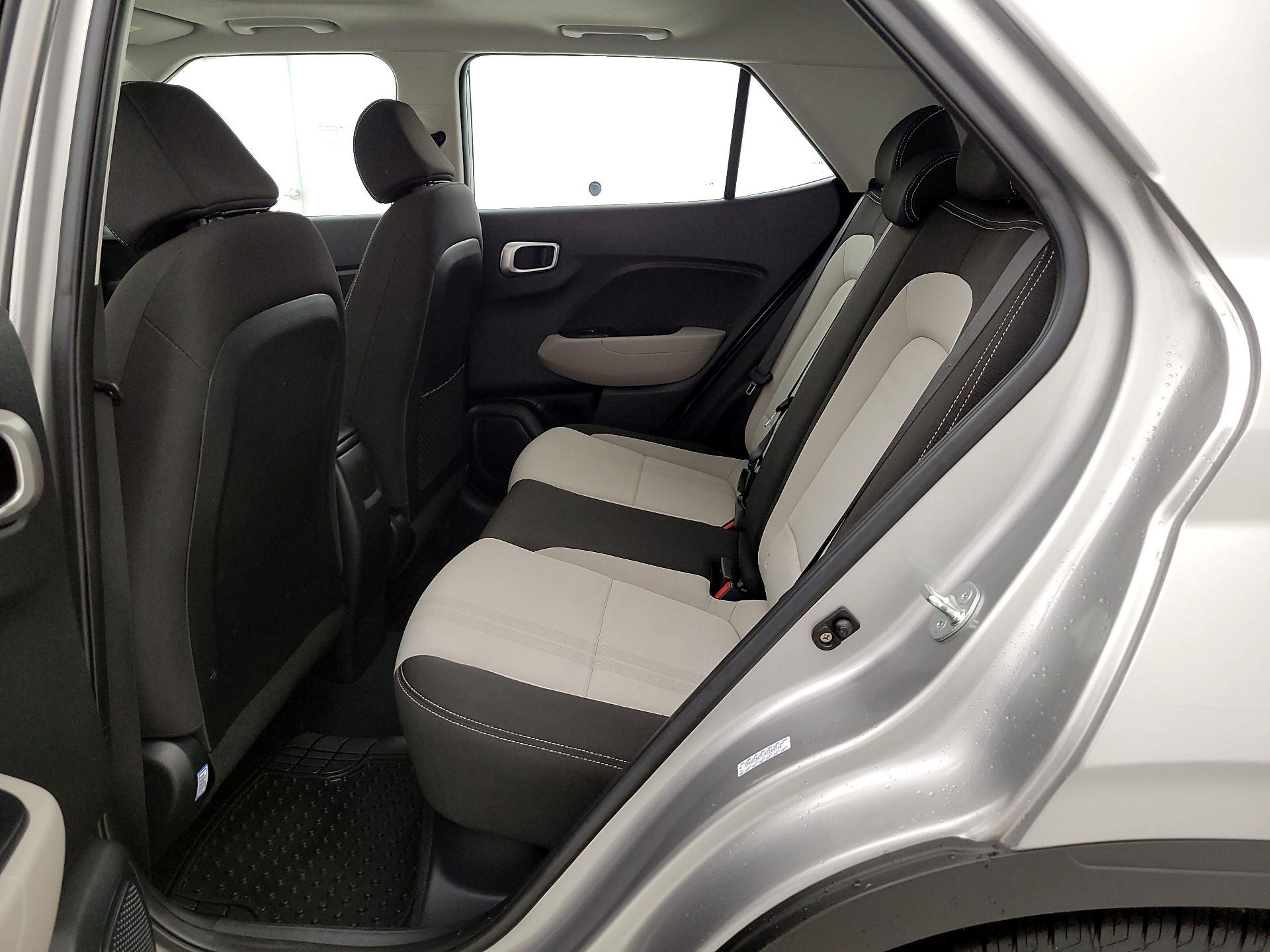 Thumbnail: 2023 Hyundai Venue - 20