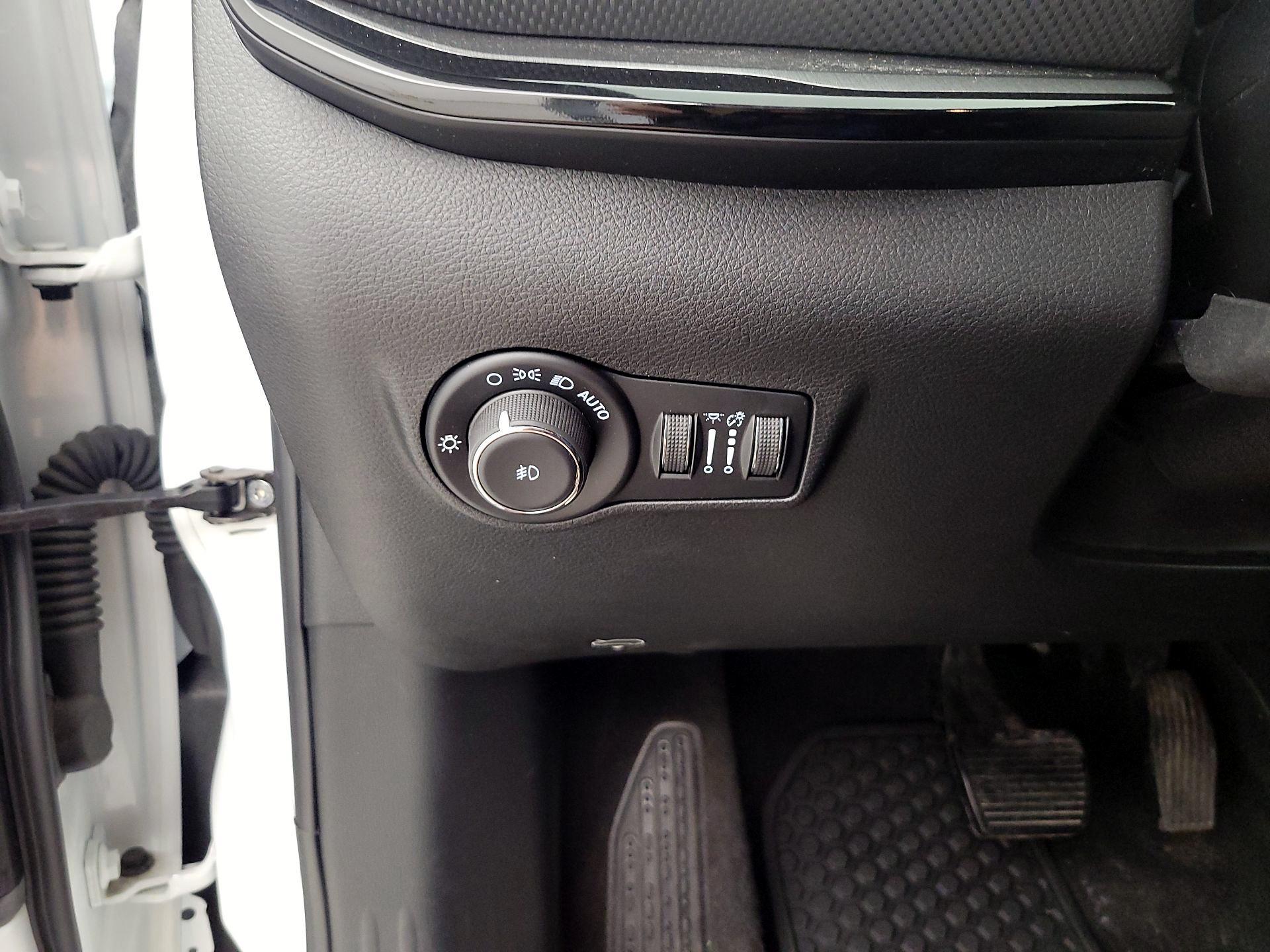 Thumbnail: 2024 Jeep Compass - 13