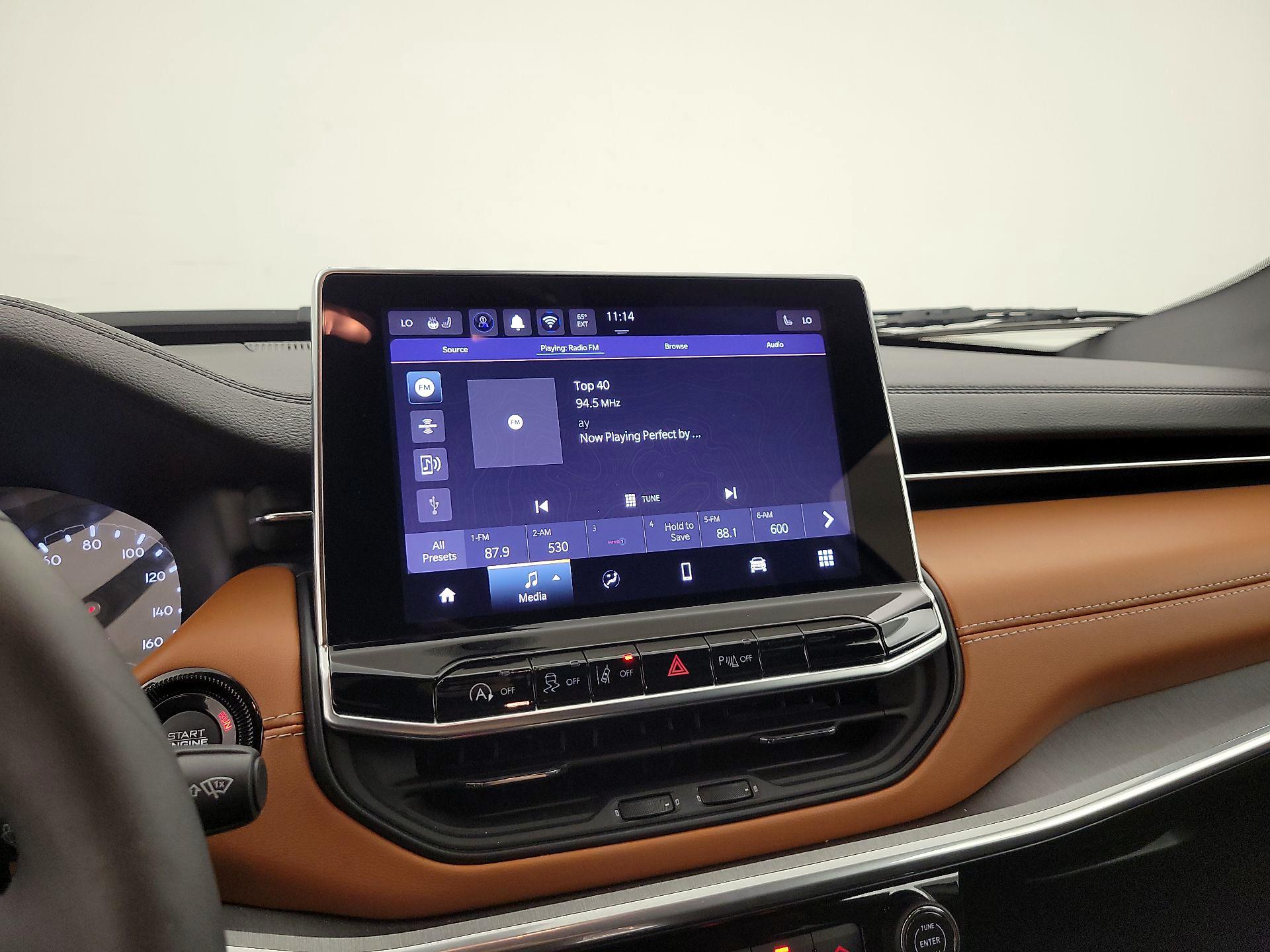 Thumbnail: 2024 Jeep Compass - 15
