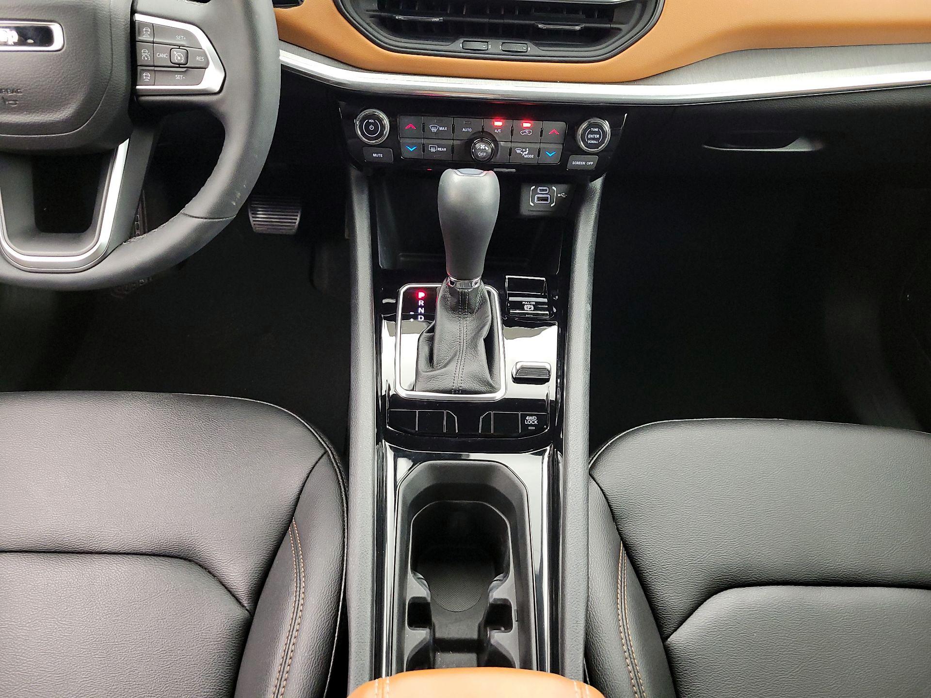 Thumbnail: 2024 Jeep Compass - 17