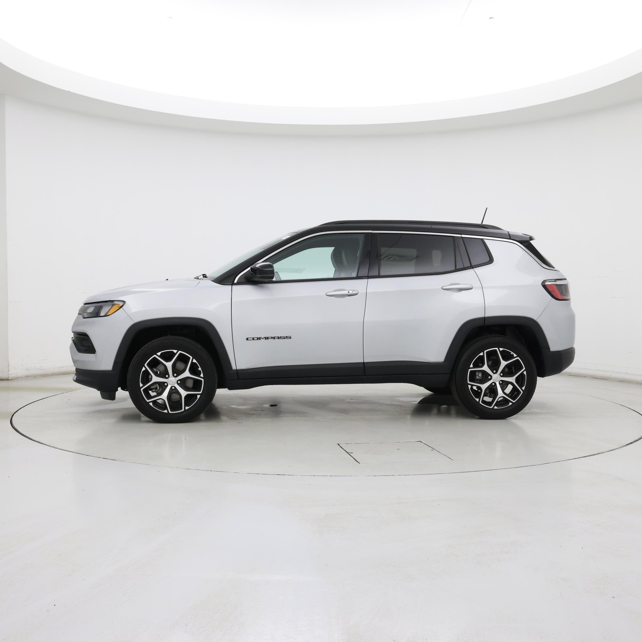 Thumbnail: 2024 Jeep Compass - 3