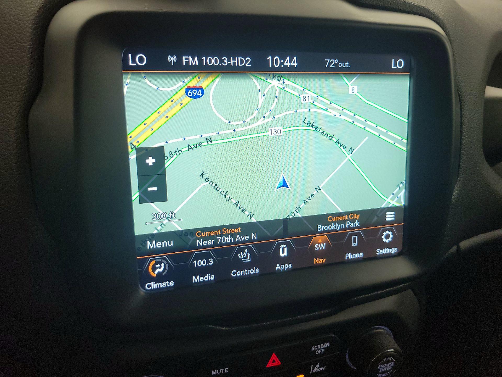 Thumbnail: 2022 Jeep Renegade - 14