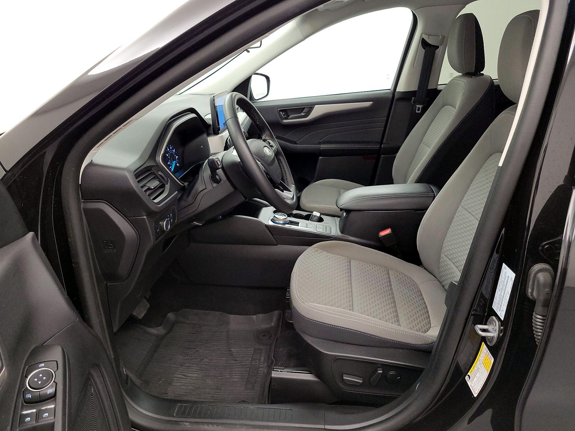 Thumbnail: 2022 Ford Escape - 11