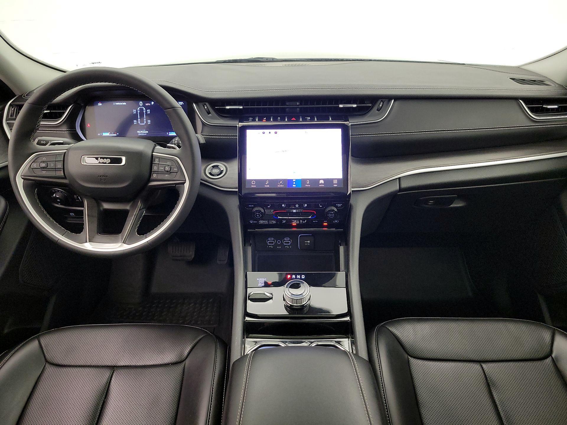 Thumbnail: 2023 Jeep Grand Cherokee L - 9