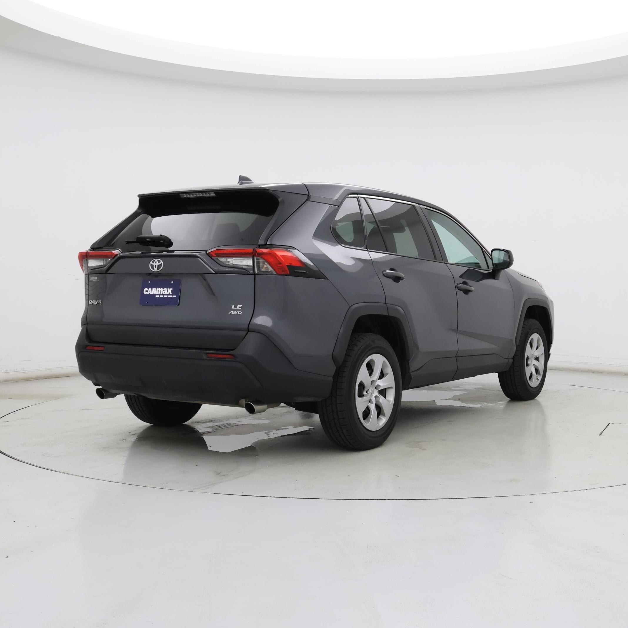 Thumbnail: 2022 Toyota RAV4 - 8