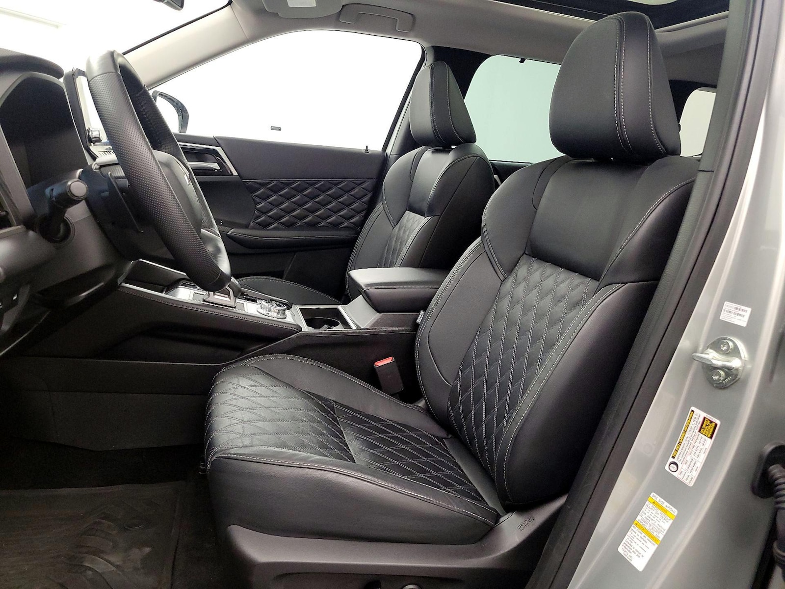 2023 Mitsubishi Outlander Plug-In Hybrid SEL - Photo 12