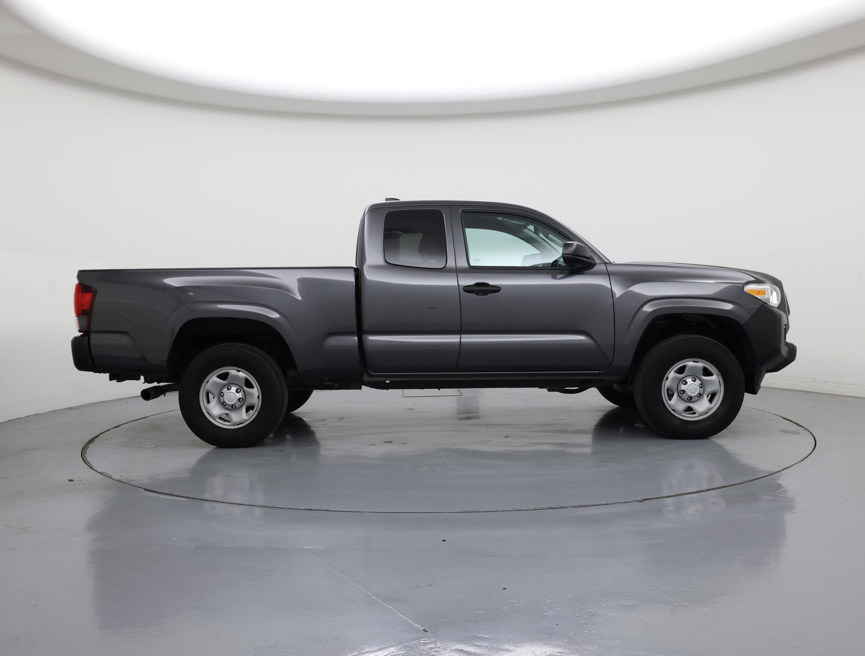 Thumbnail: 2023 Toyota Tacoma - 7