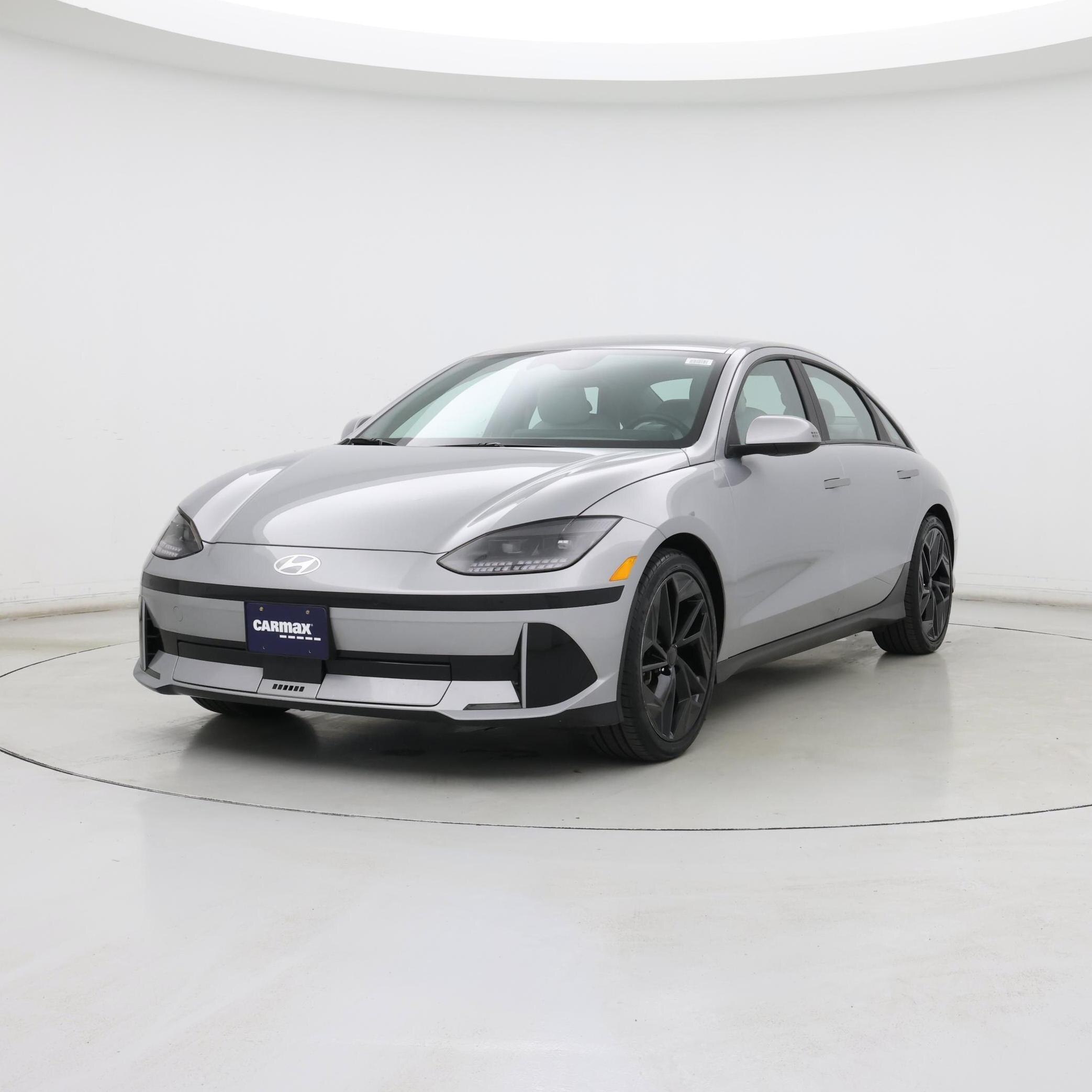 Thumbnail: 2023 Hyundai Ioniq 6 - 4