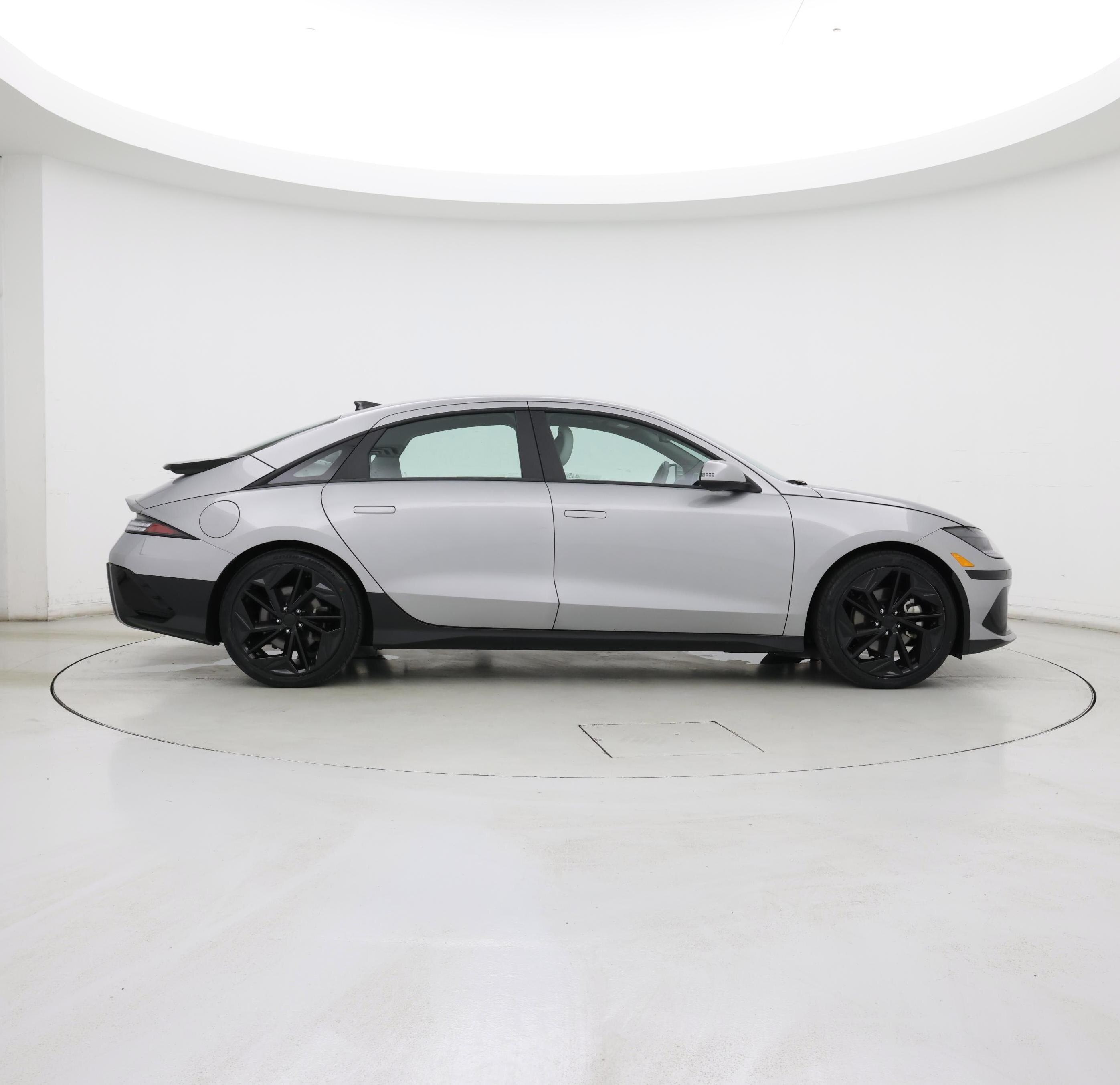 Thumbnail: 2023 Hyundai Ioniq 6 - 7