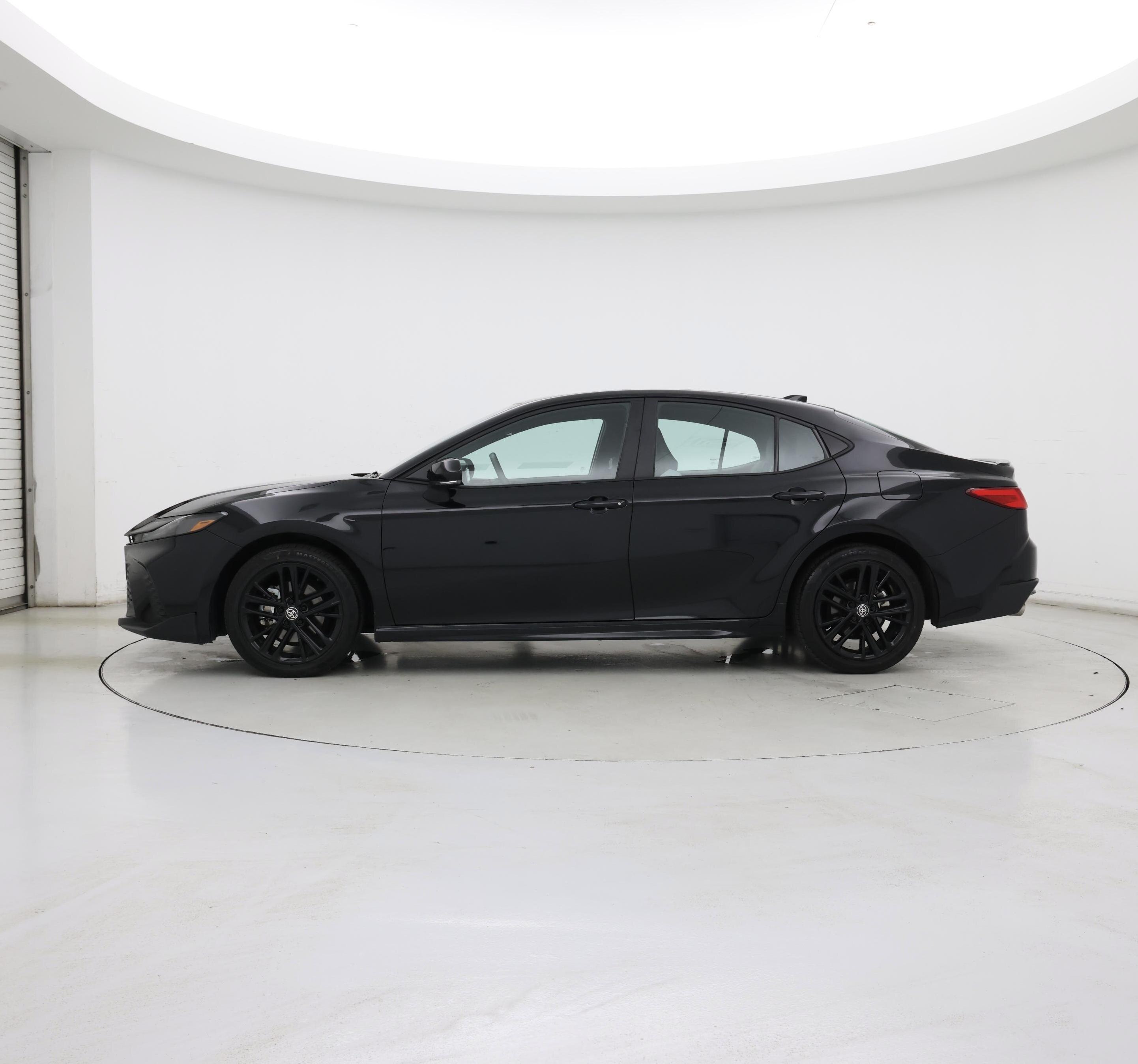 Thumbnail: 2025 Toyota Camry - 3