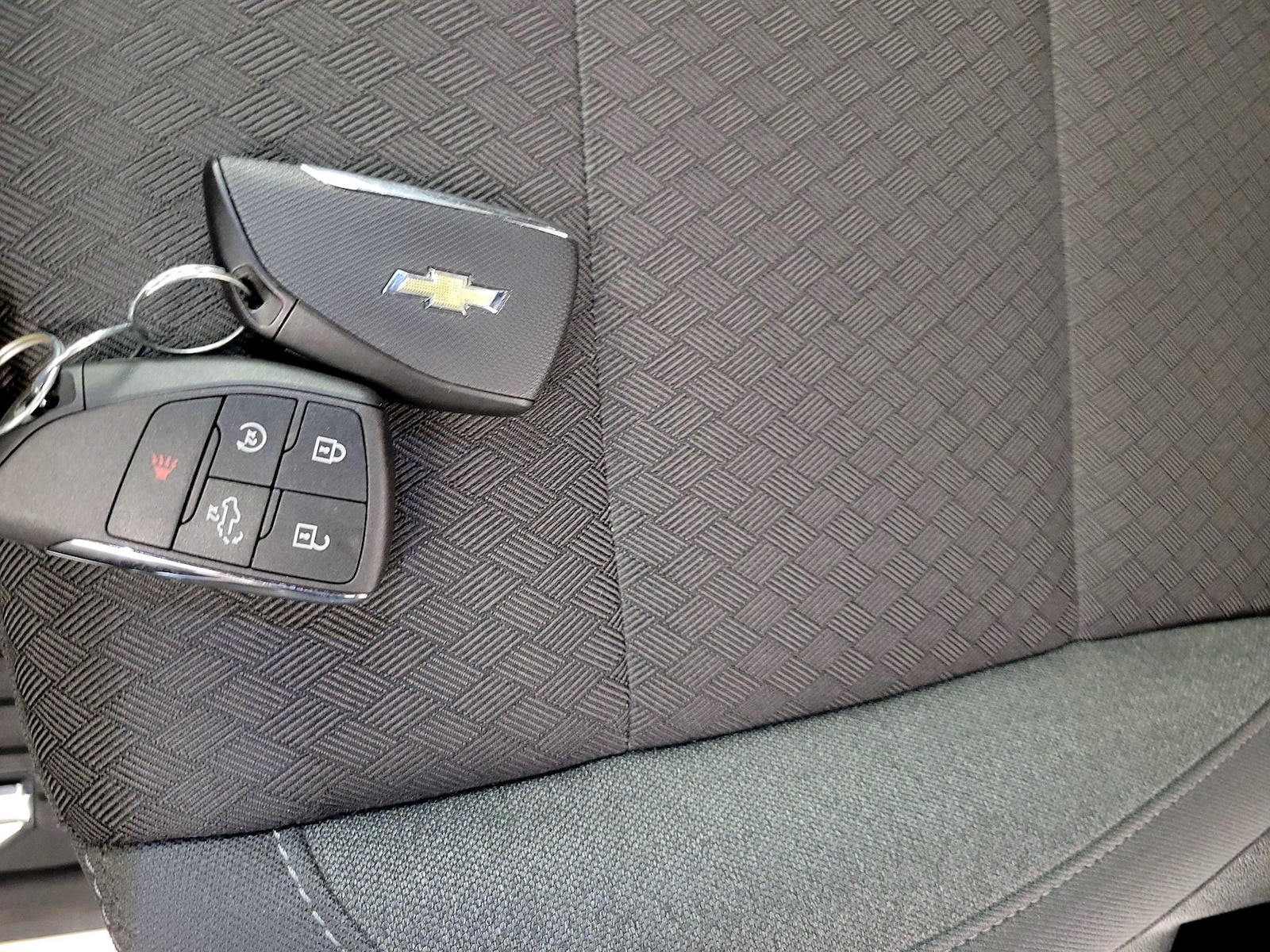 2023 Chevrolet Silverado 1500 LT - Photo 24