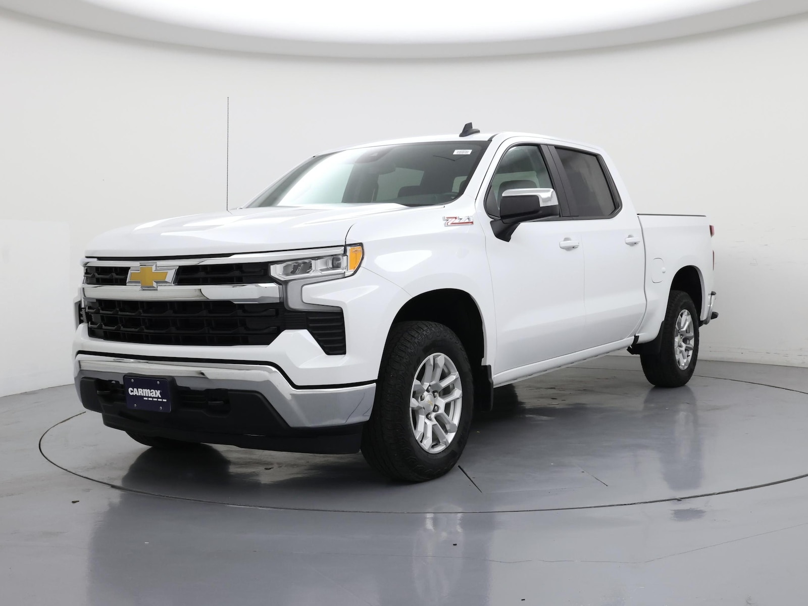 2023 Chevrolet Silverado 1500 LT - Photo 5