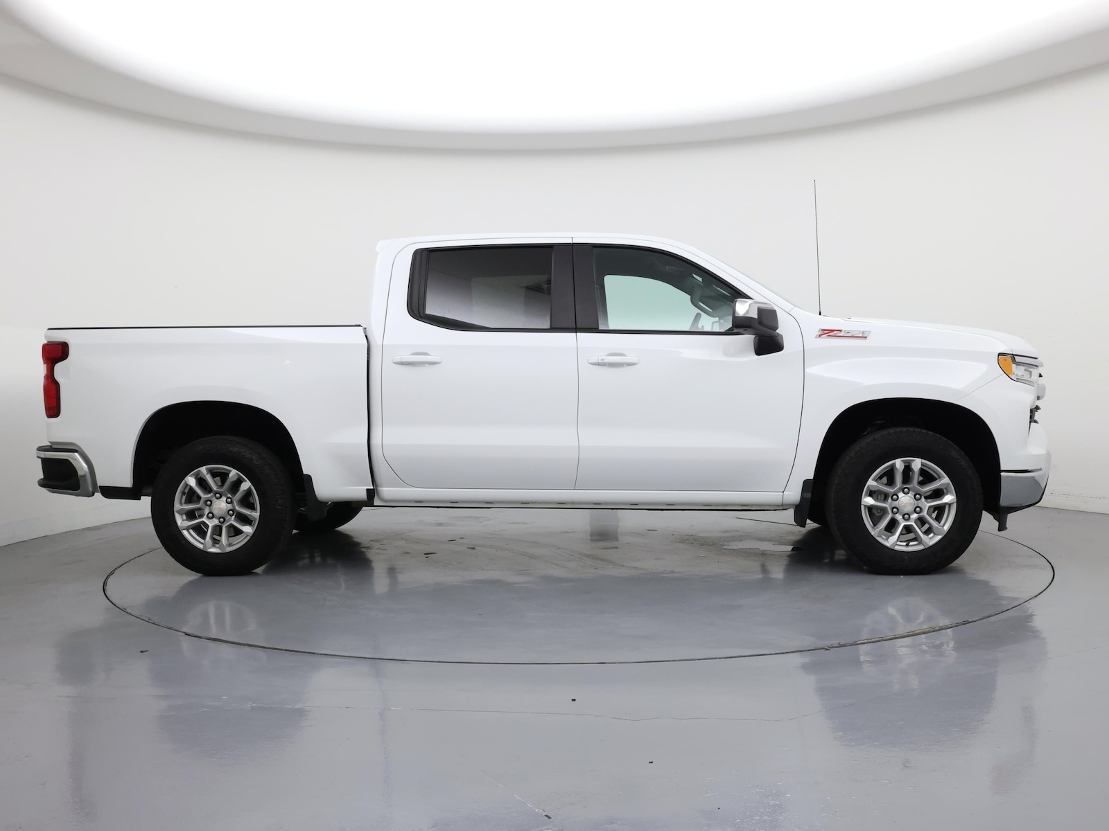 2023 Chevrolet Silverado 1500 LT - Photo 8