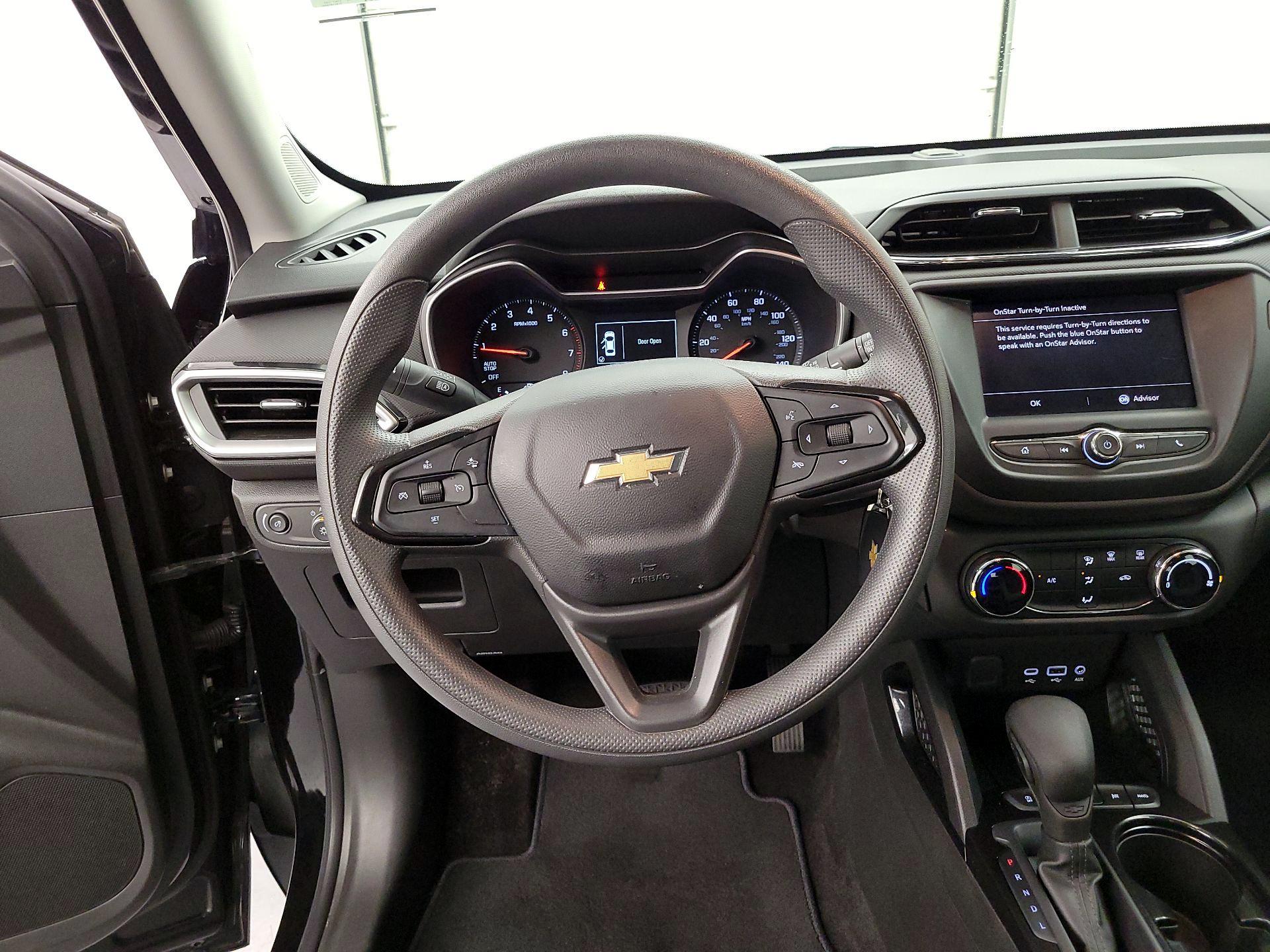 Thumbnail: 2023 Chevrolet TrailBlazer - 10
