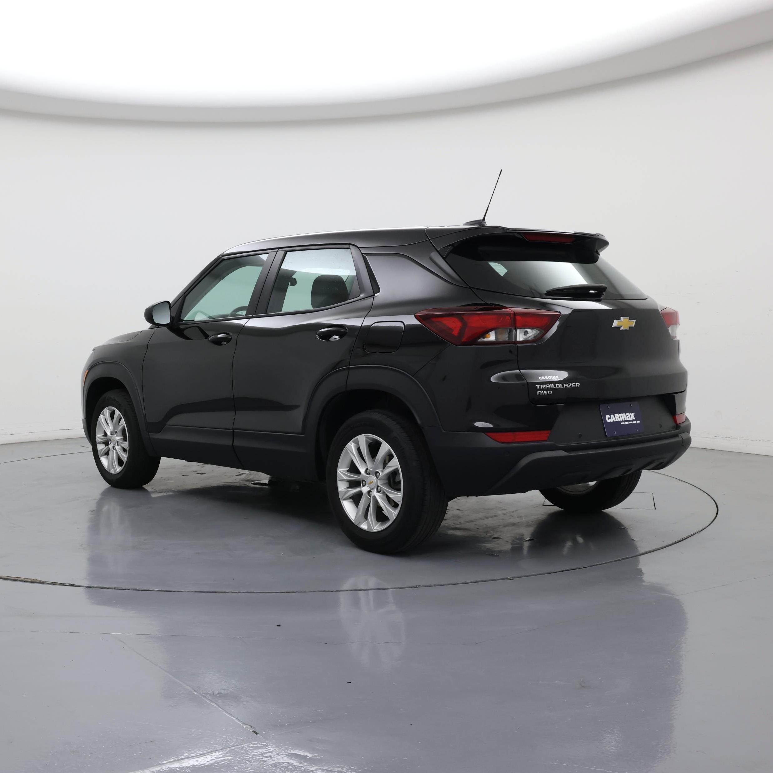 Thumbnail: 2023 Chevrolet TrailBlazer - 2