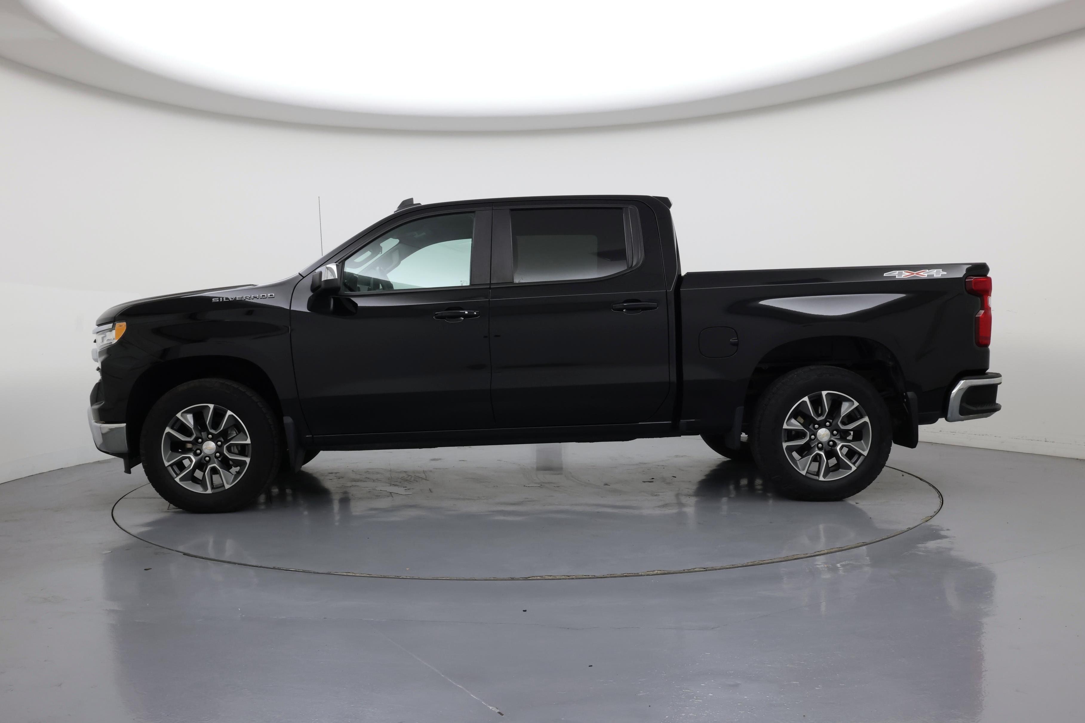 Thumbnail: 2023 Chevrolet Silverado 1500 - 3