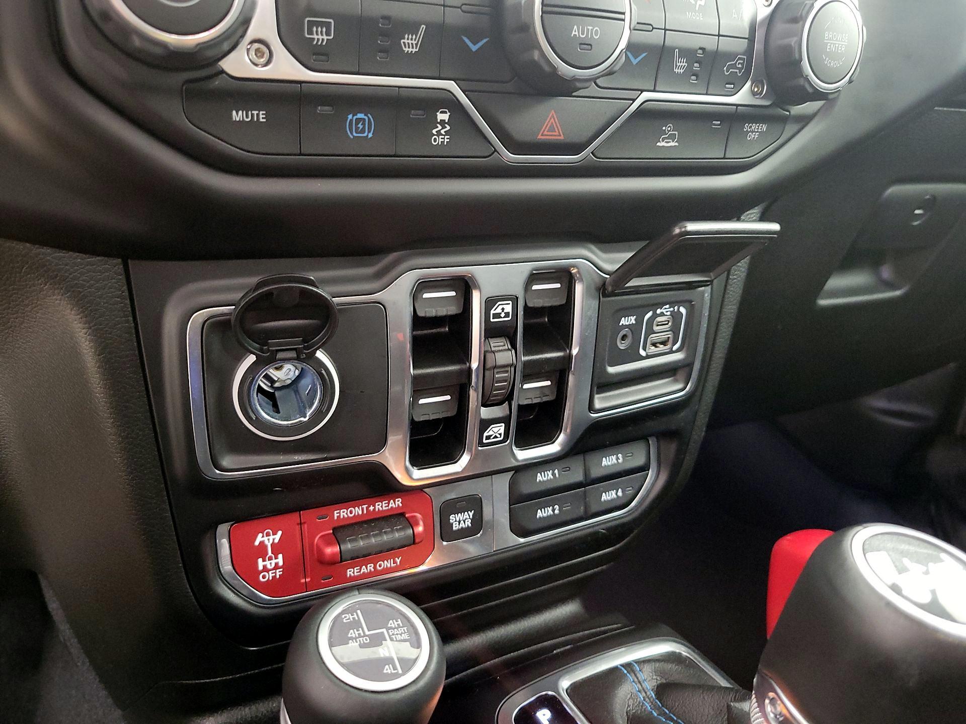 Thumbnail: 2023 Jeep Wrangler - 19