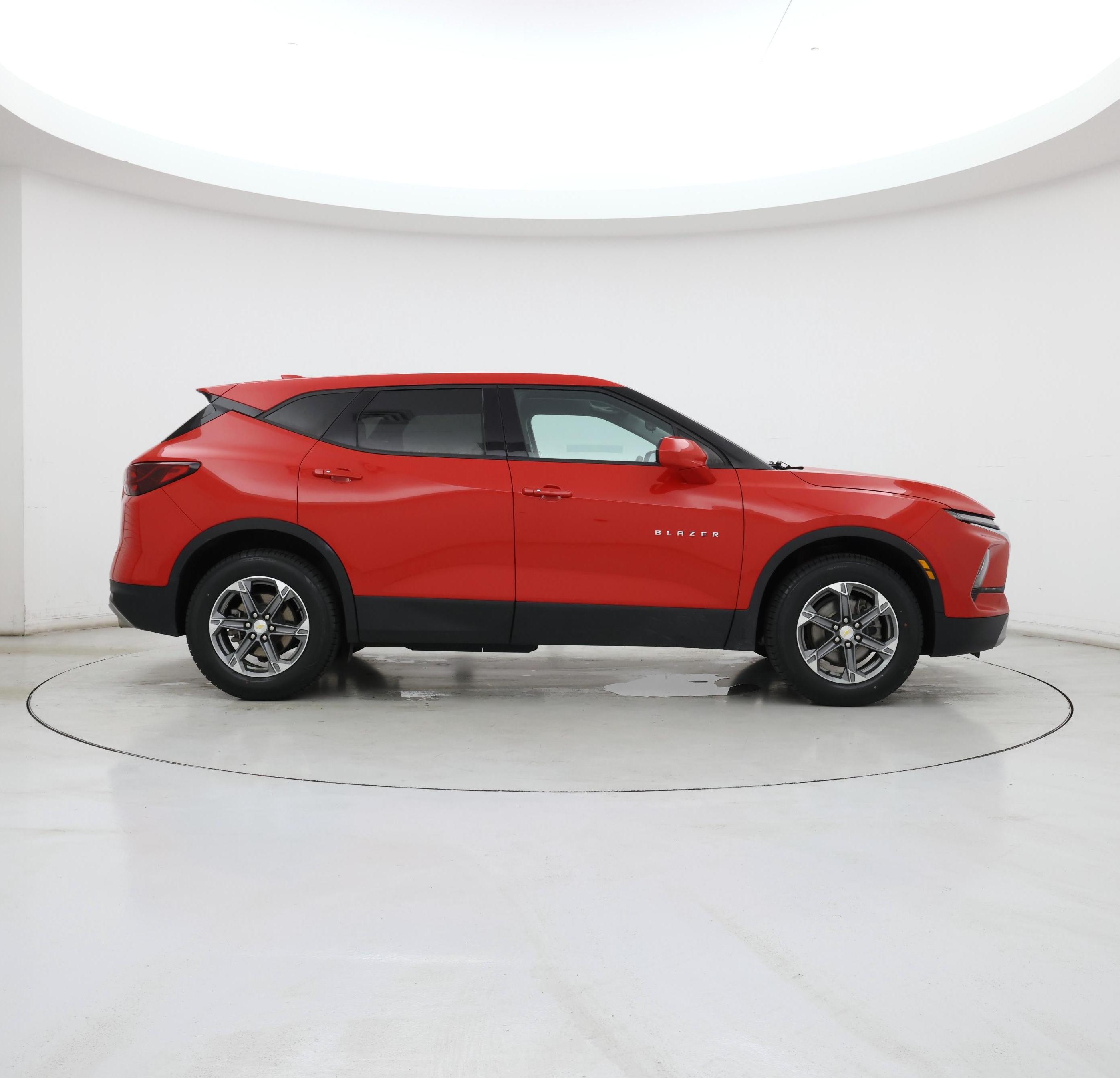 Thumbnail: 2023 Chevrolet Blazer - 7