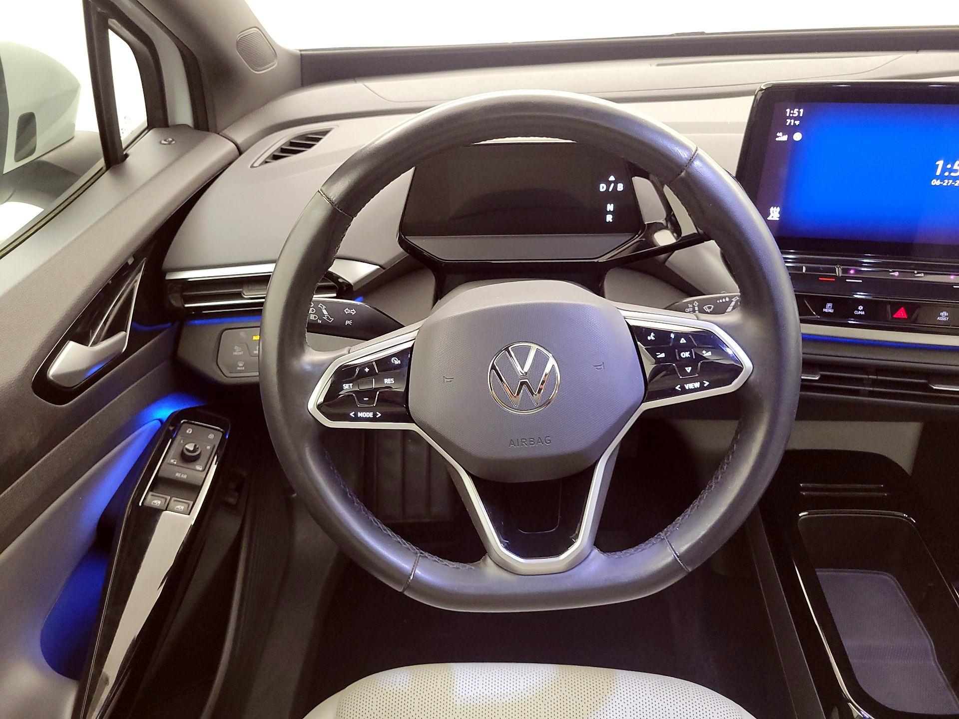 Thumbnail: 2021 Volkswagen ID.4 - 10