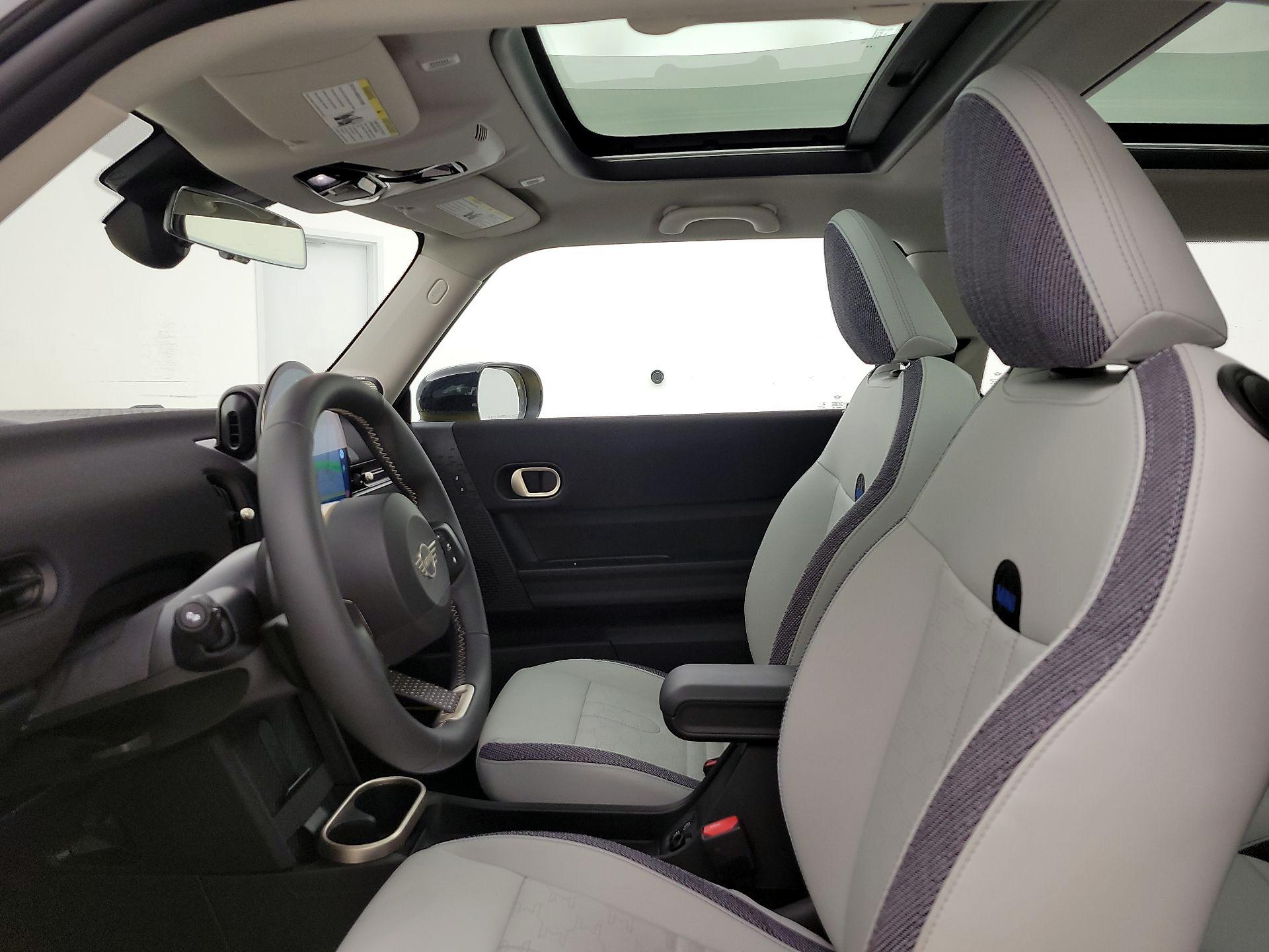 Thumbnail: 2025 MINI Cooper Hardtop - 18