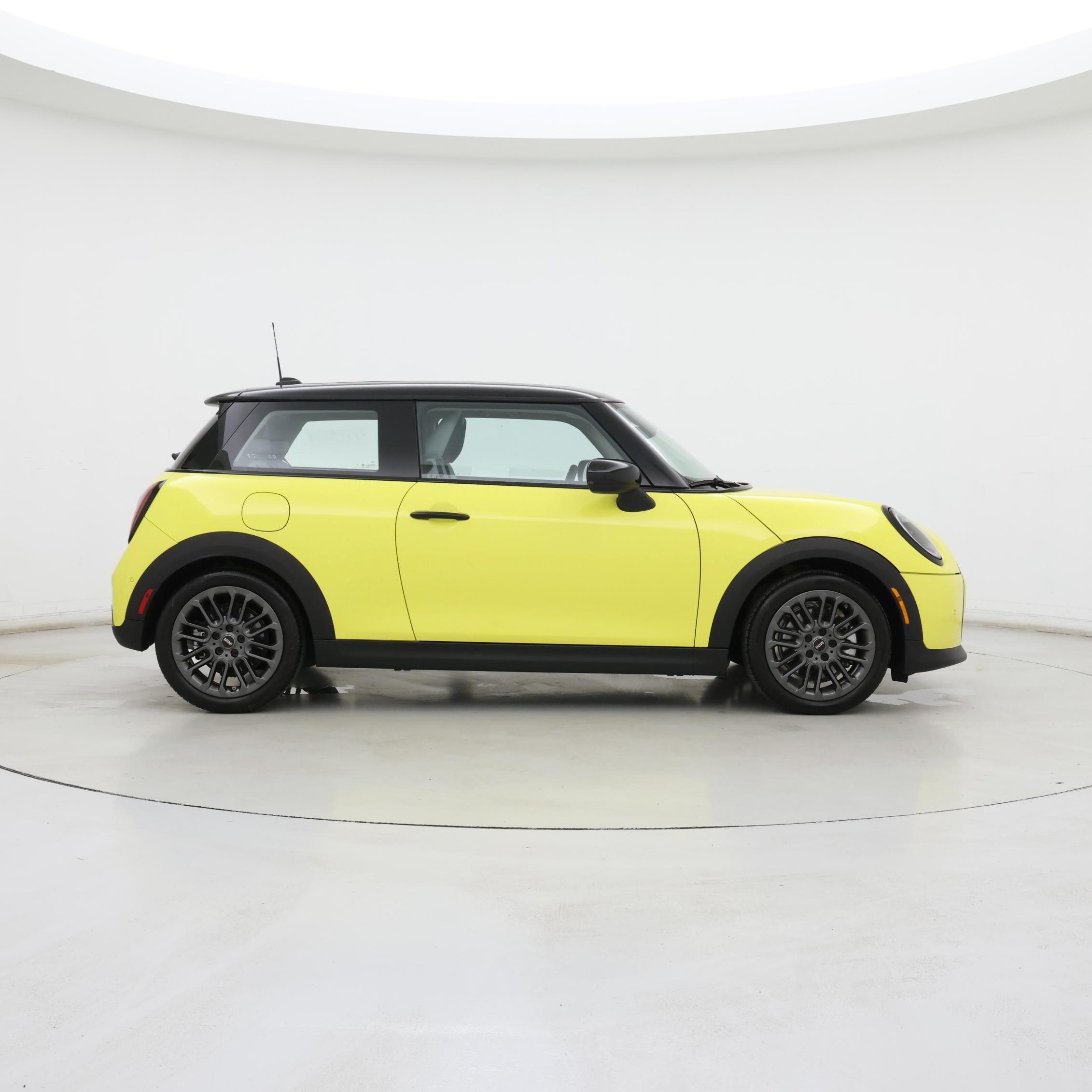 Thumbnail: 2025 MINI Cooper Hardtop - 7